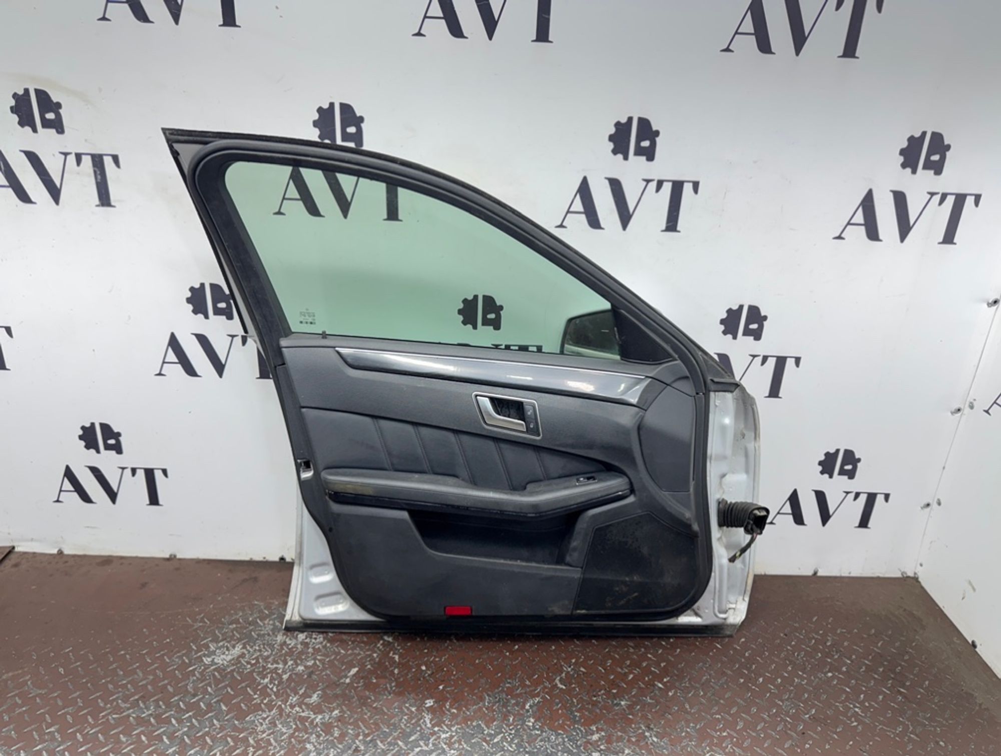 Дверь боковая передняя левая Mercedes-Benz E-Class, 30000 рублей, Ростов-на-Дону