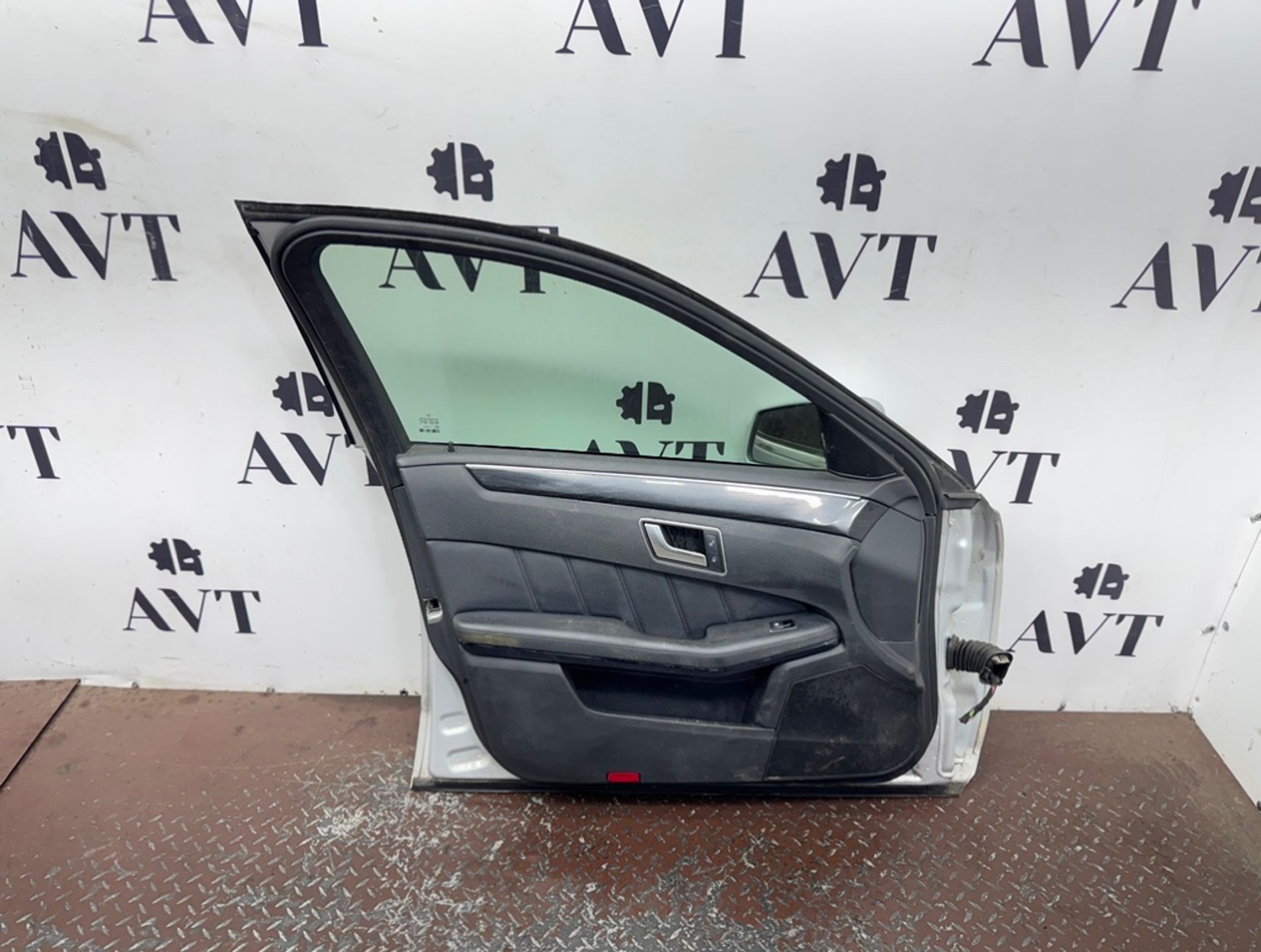 Дверь боковая передняя левая Mercedes-Benz E-Class, 30000 рублей, Ростов-на-Дону