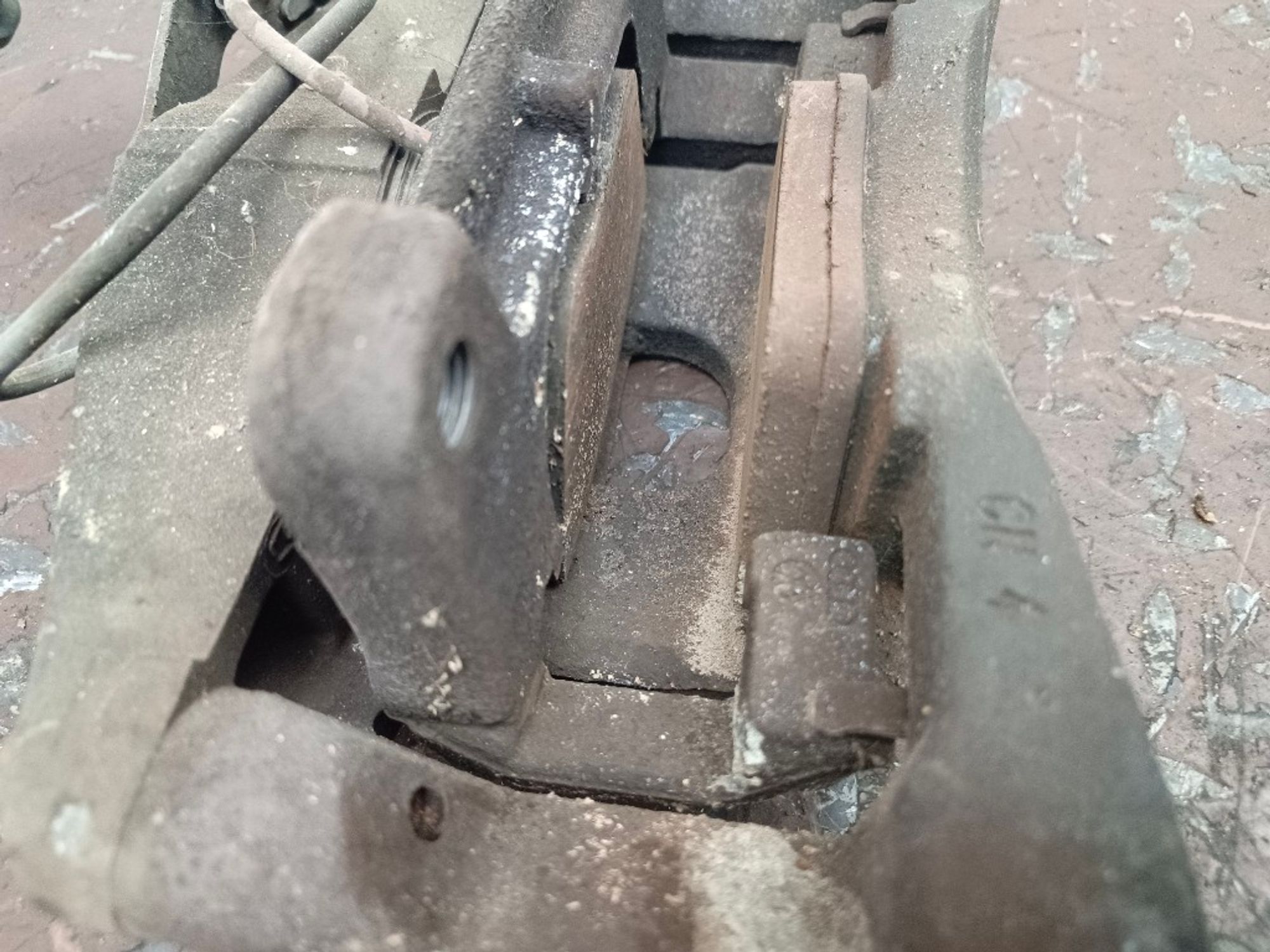 Суппорт тормозной передний левый Audi A6 C6 BDX, 3000 рублей, Ростов-на-Дону