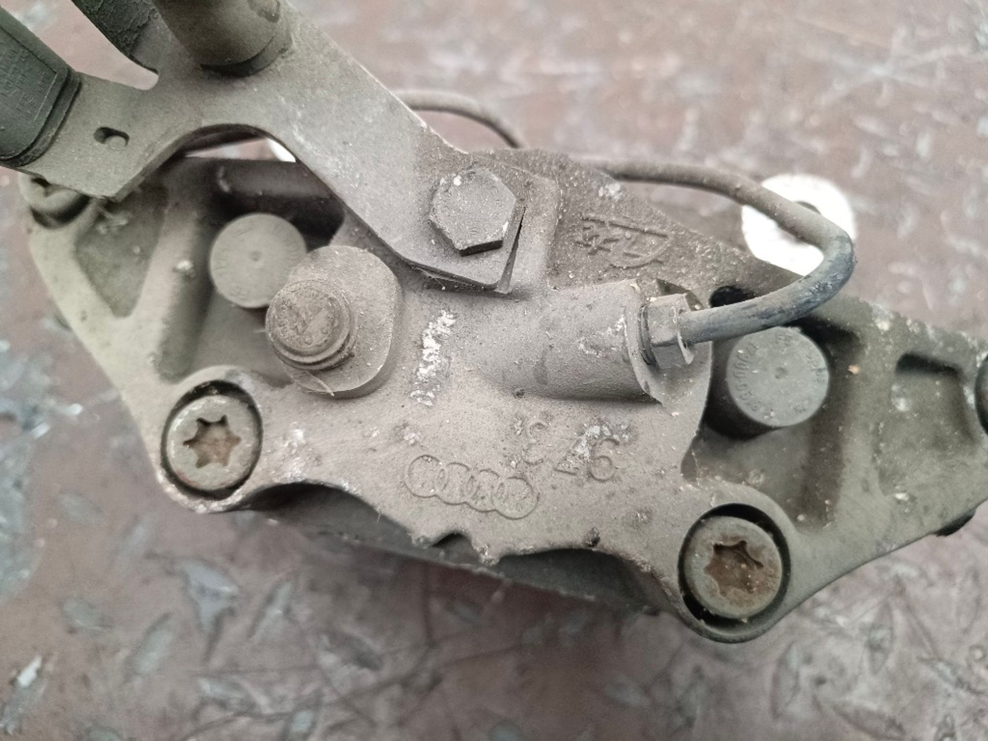 Суппорт тормозной передний левый Audi A6 C6 BDX, 3000 рублей, Ростов-на-Дону