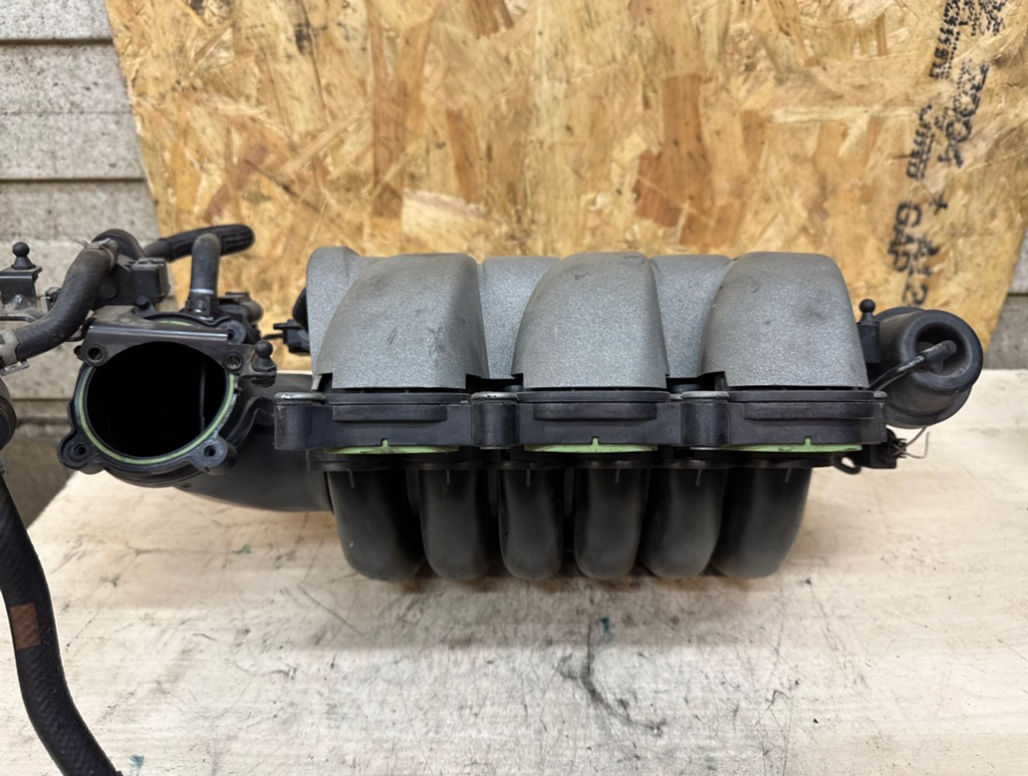 Коллектор впускной Audi A6 C7 CHV, 8000 рублей, Ростов-на-Дону