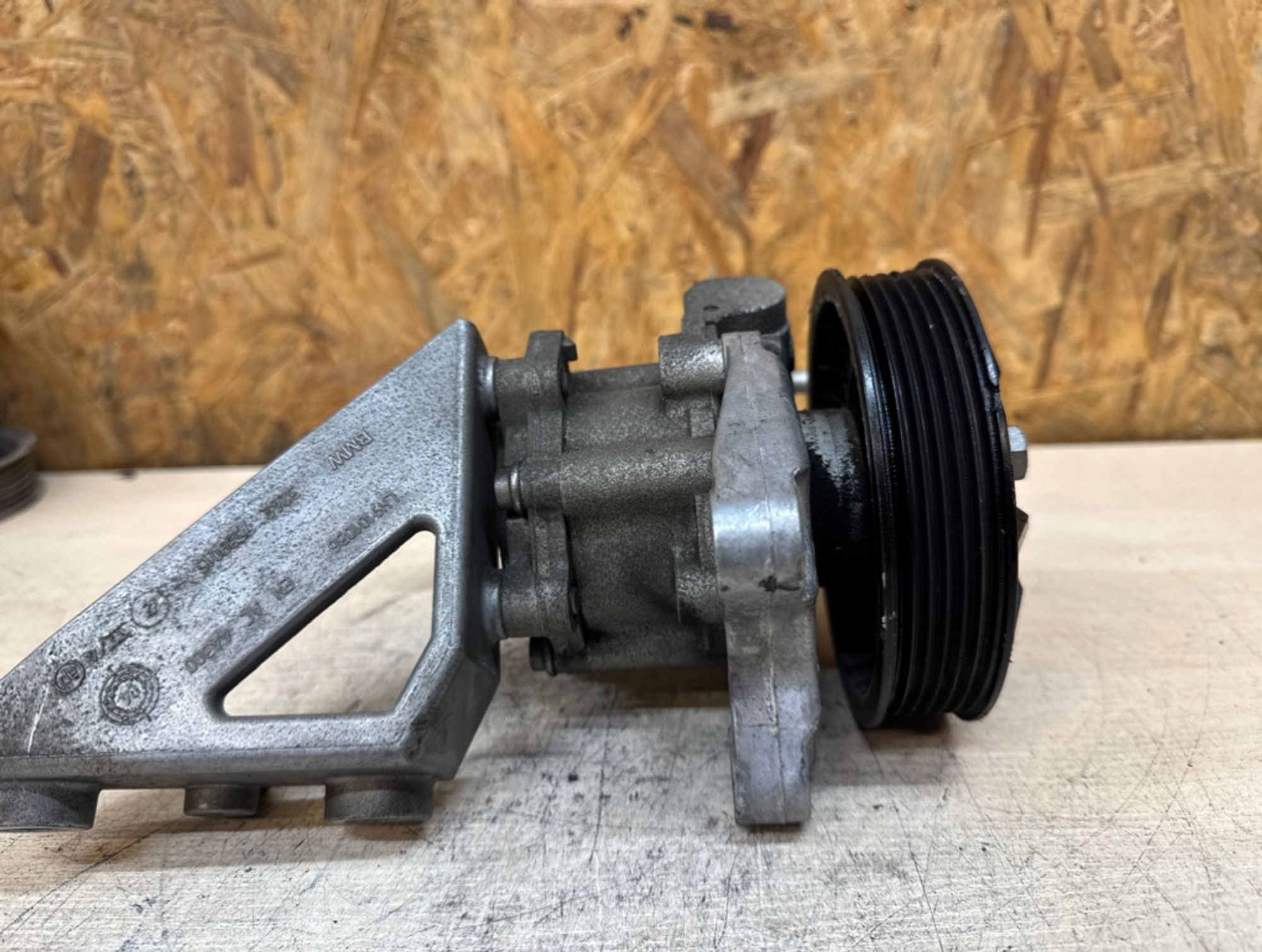 Насос гидроусилителя руля BMW 3 SERIES E90, 10000 рублей, Ростов-на-Дону