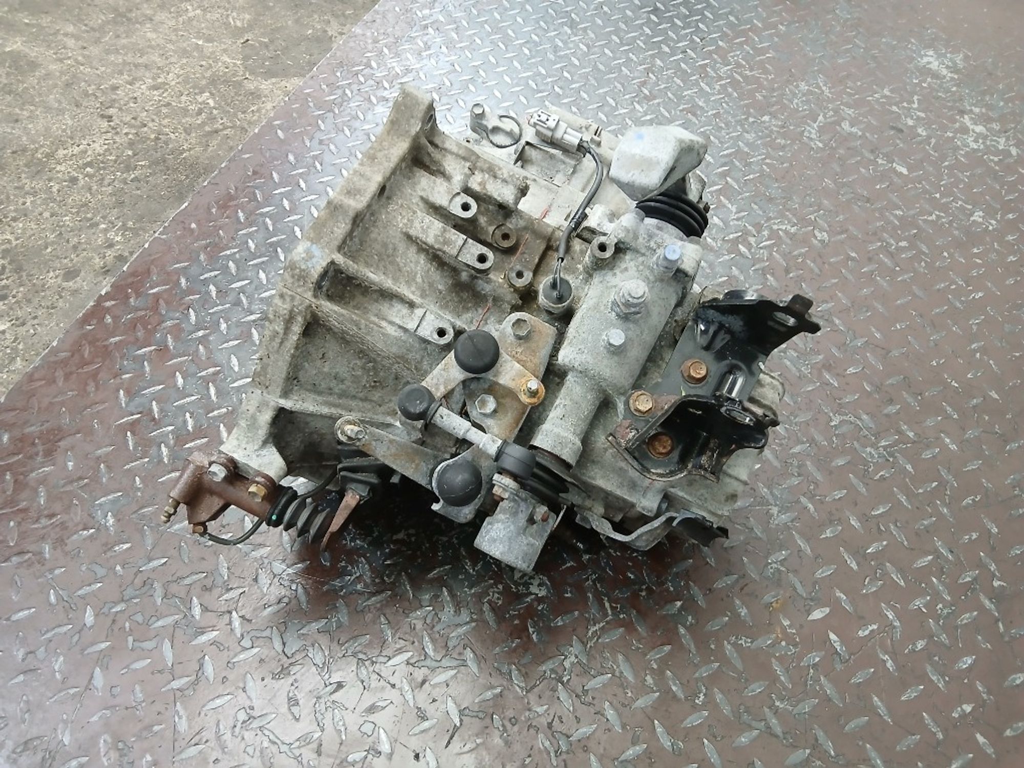 МКПП Toyota Auris 1ZR-FE, 30000 рублей, Ростов-на-Дону