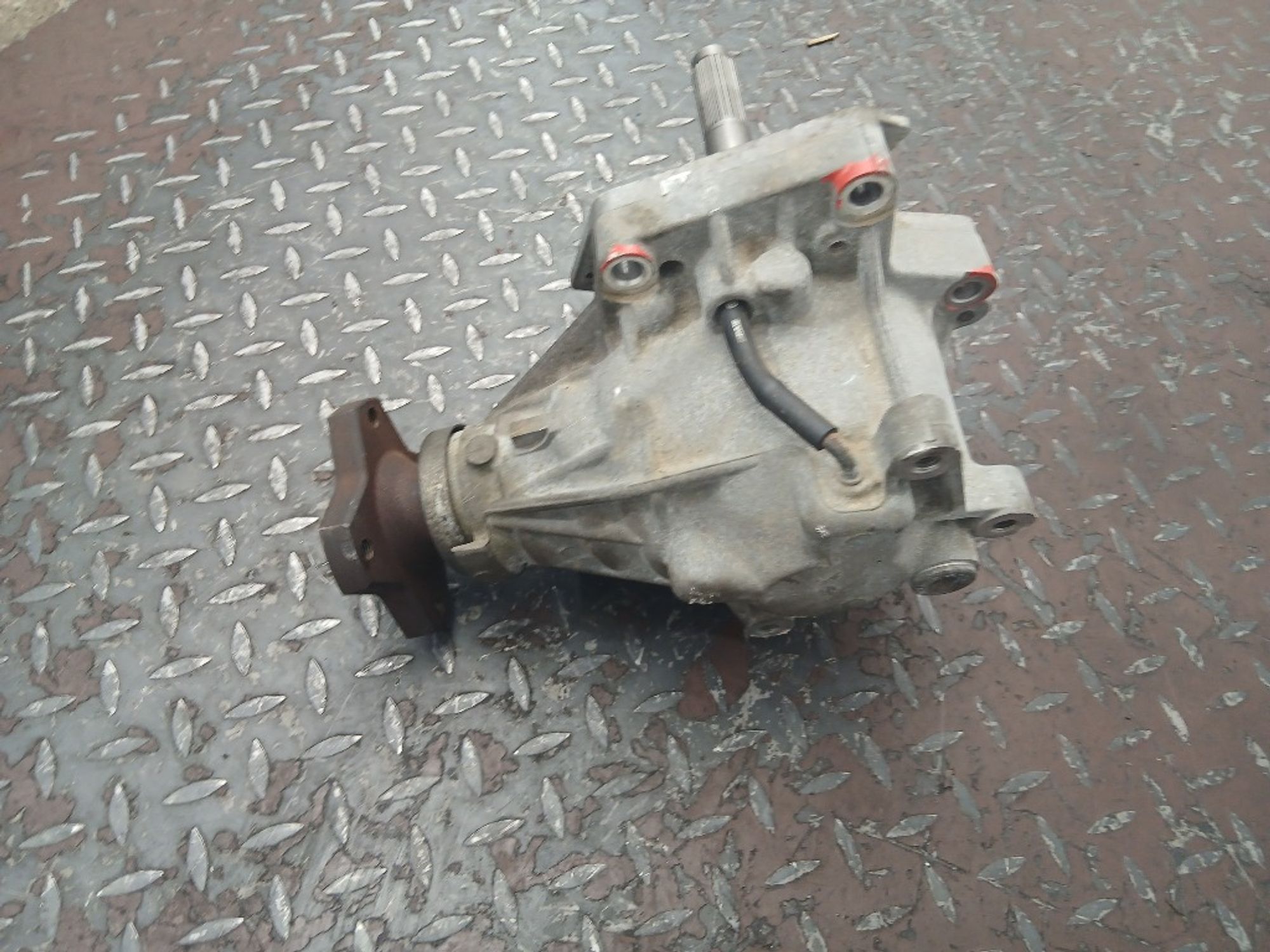 Раздаточная коробка Nissan X-Trail T31 QR25DE, 5000 рублей, Ростов-на-Дону