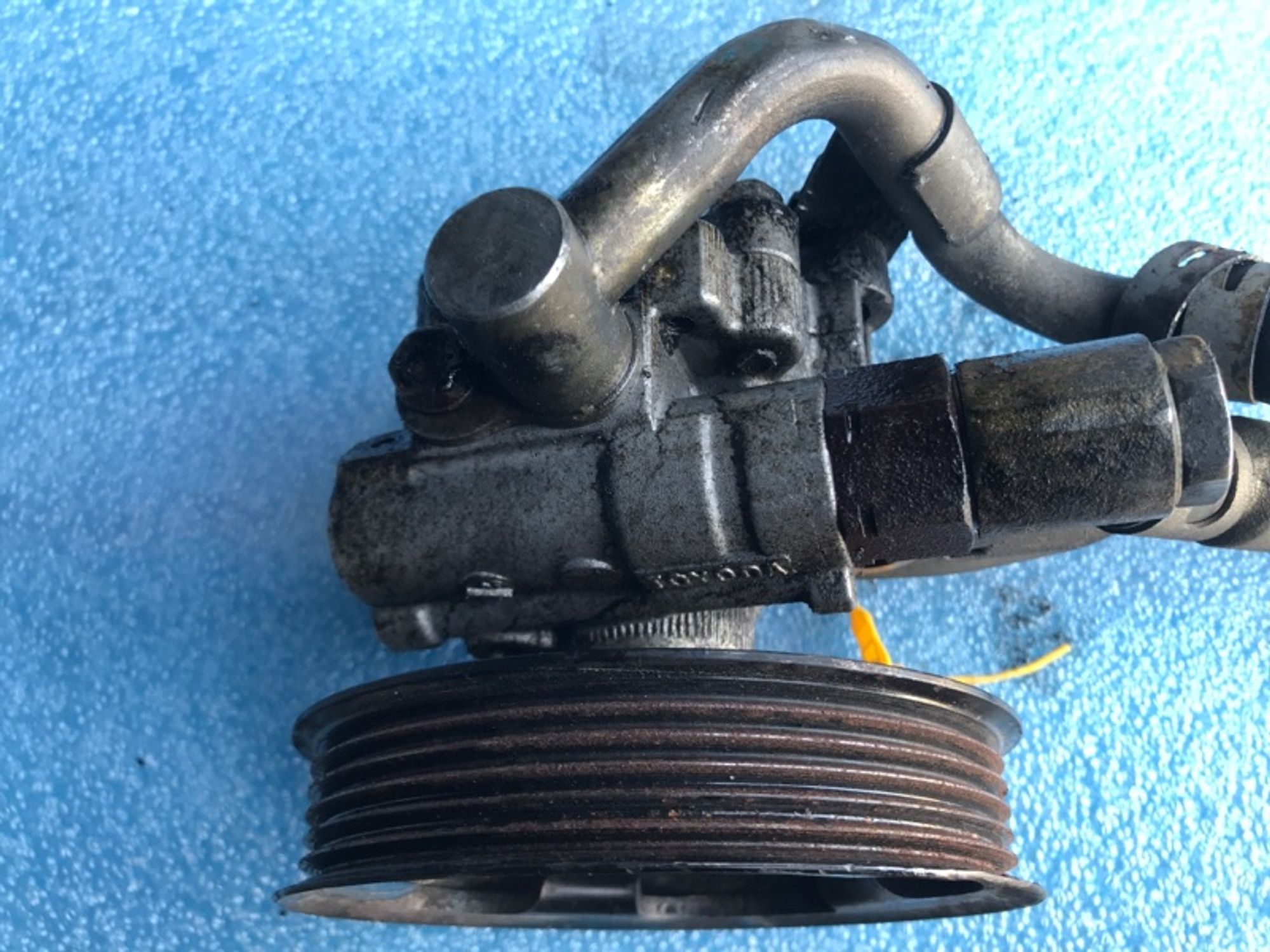 Насос гидроусилителя руля Toyota Corolla 4ZZ-FE, 3000 рублей, Ростов-на-Дону