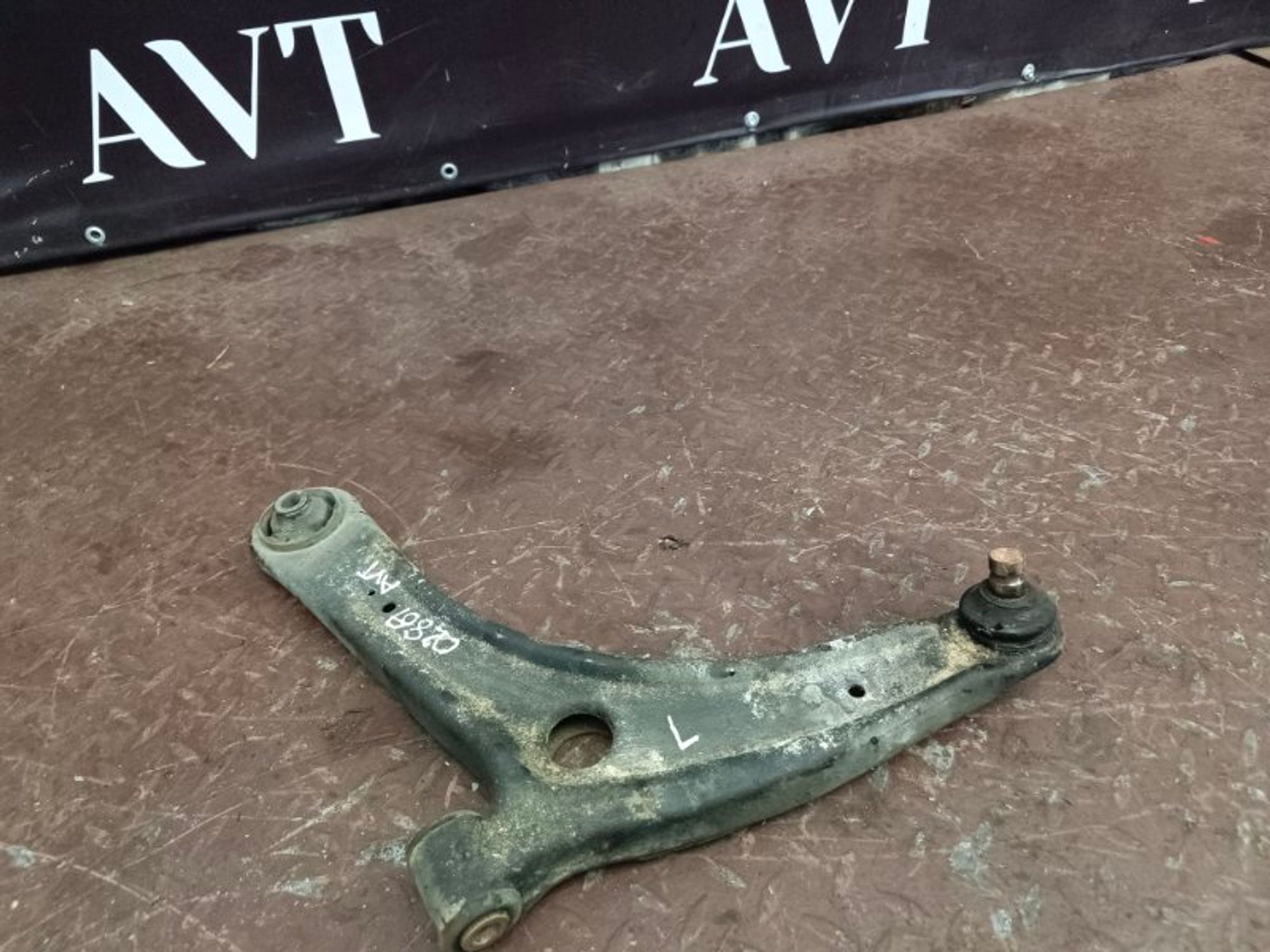 Рычаг подвески нижний передний левый Mitsubishi, 3000 рублей, Ростов-на-Дону