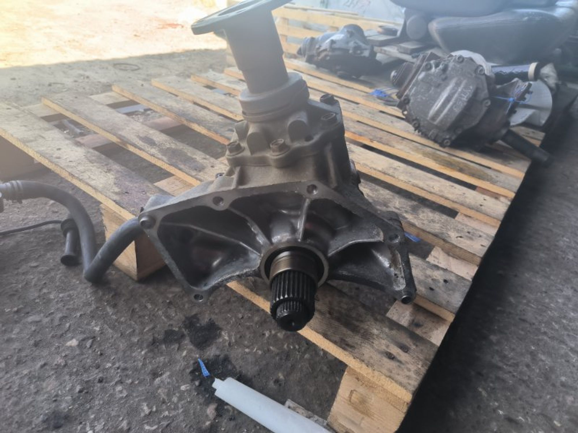 Раздаточная коробка Nissan X-Trail T30 QR25DE, 5000 рублей, Ростов-на-Дону