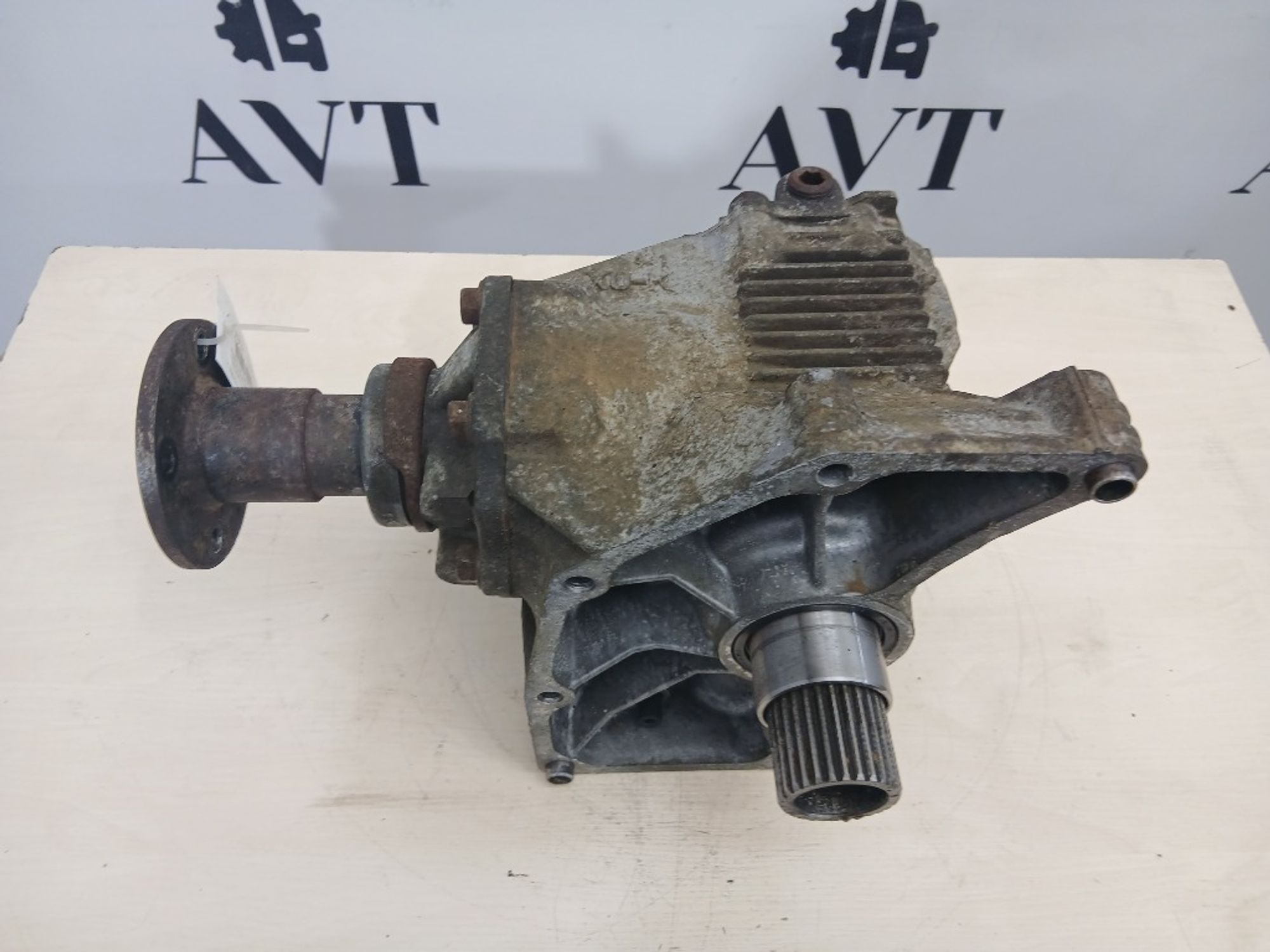 Раздаточная коробка Nissan X-Trail T30 QR25DE, 5000 рублей, Ростов-на-Дону