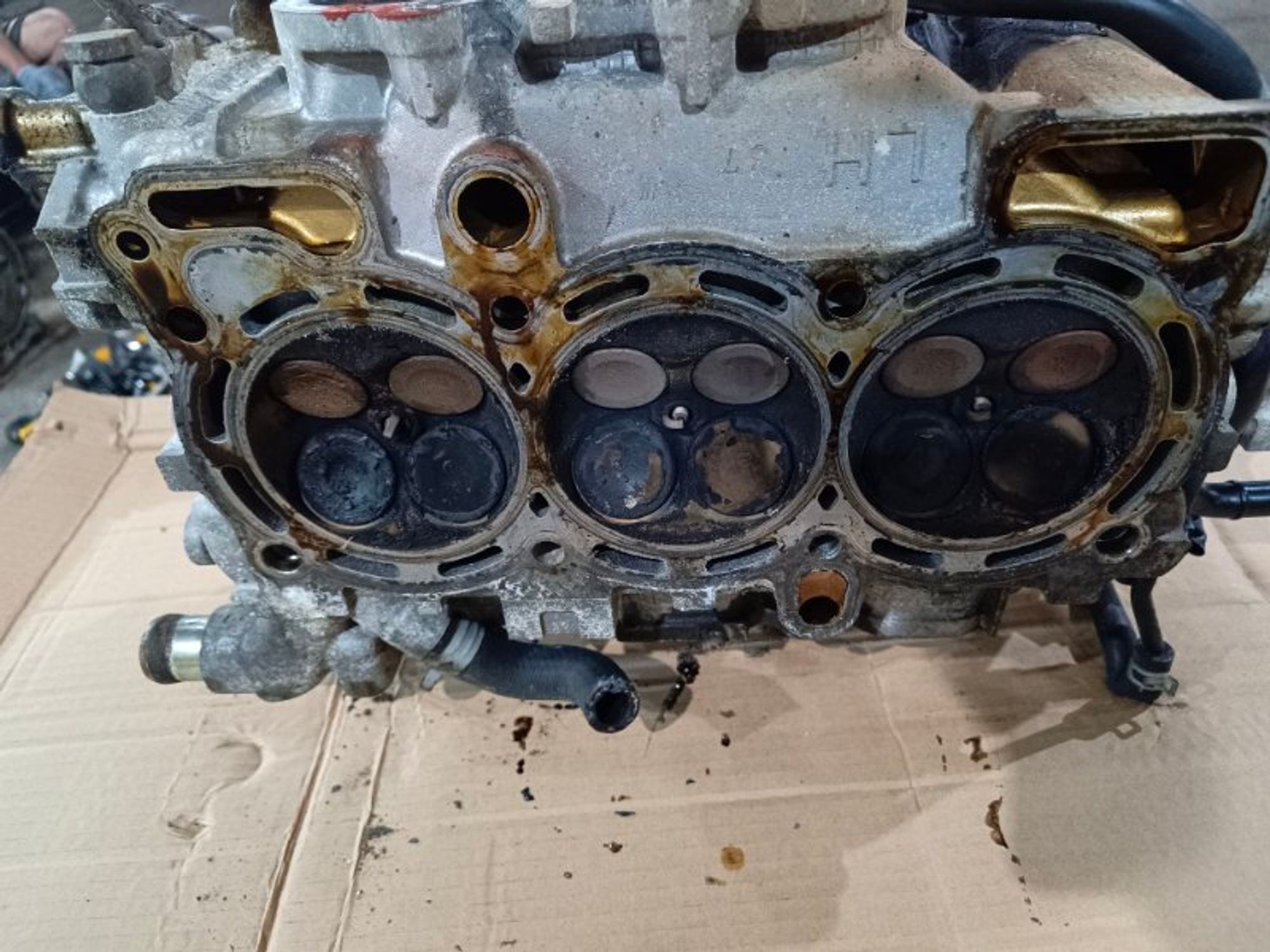 Головка блока цилиндров левая Subaru Legacy EZ30D, 17000 рублей, Ростов-на-Дону