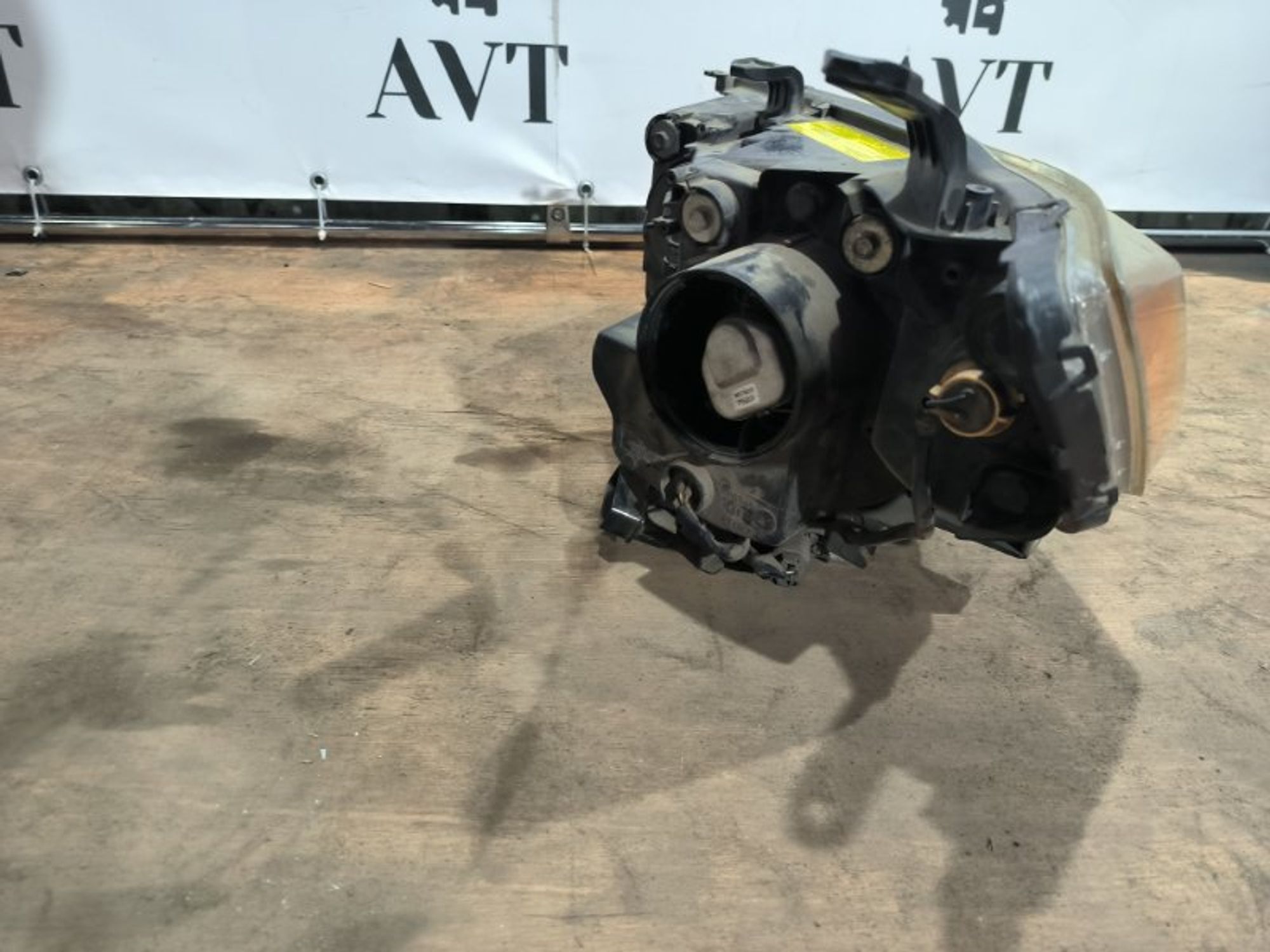 Фара ксеноновая передняя правая Mitsubishi, 9000 рублей, Ростов-на-Дону