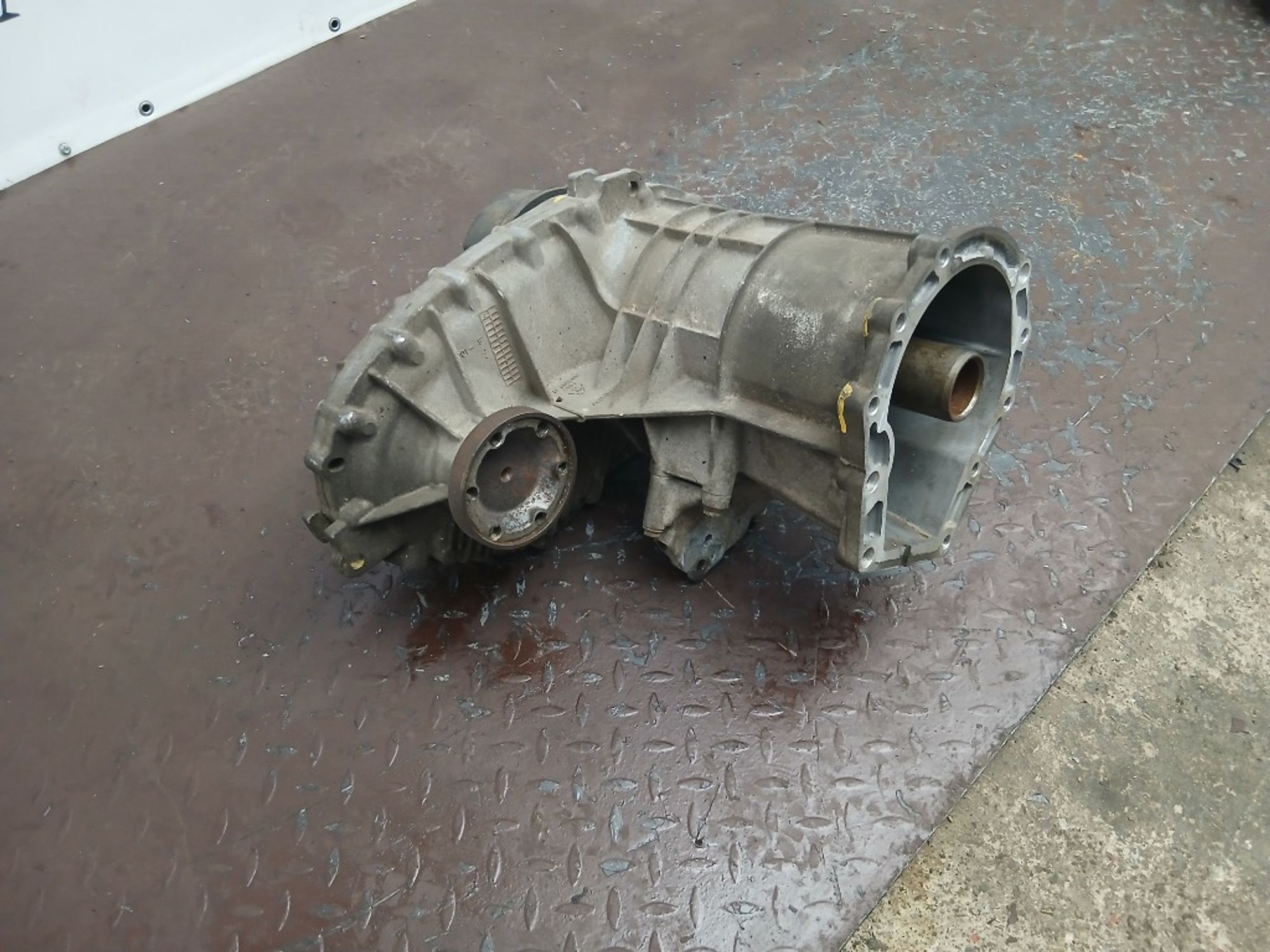 Раздаточная коробка Audi Q7 4L BUG, 23000 рублей, Ростов-на-Дону