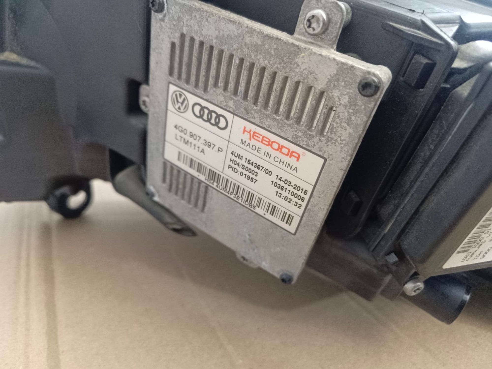 Фара ксеноновая правая Volkswagen Touareg FL CRCA, 70000 рублей, Ростов-на-Дону