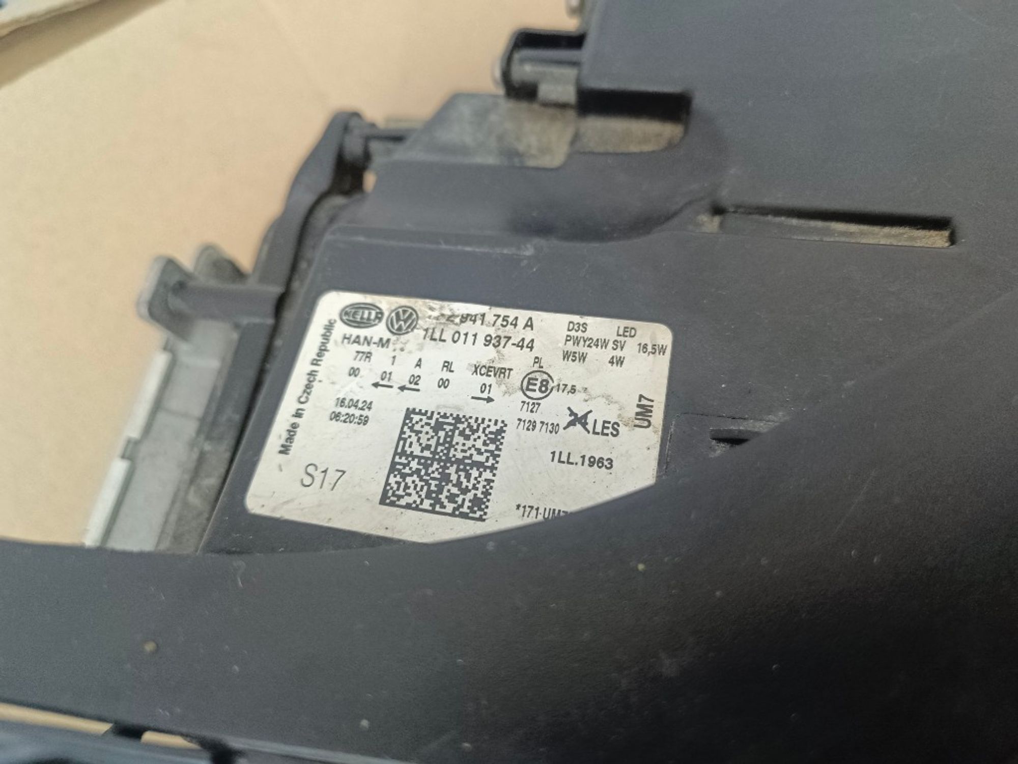 Фара ксеноновая правая Volkswagen Touareg FL CRCA, 70000 рублей, Ростов-на-Дону