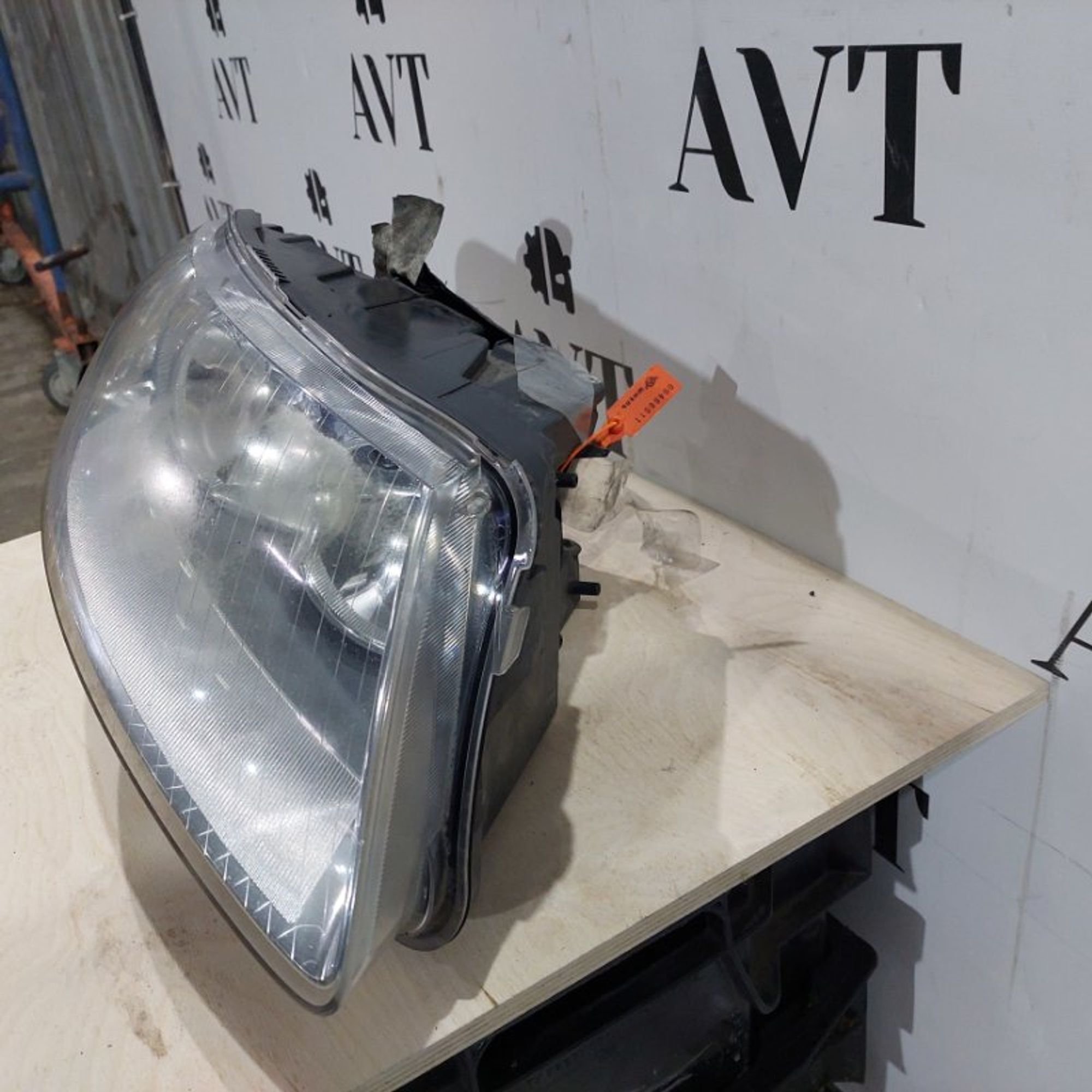 Фара галогеновая передняя правая Audi A6 C6 AUK, 6000 рублей, Ростов-на-Дону