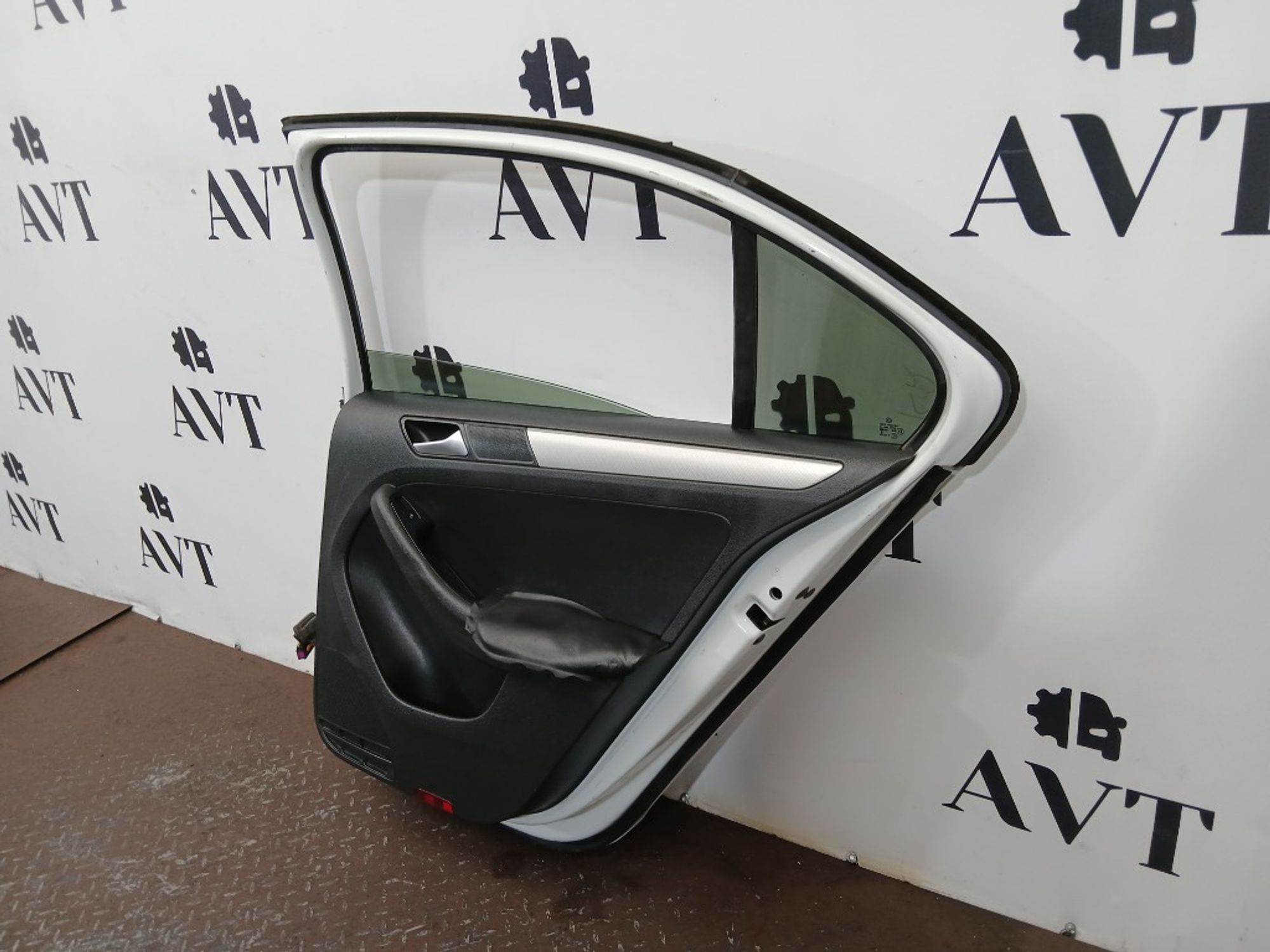 Дверь боковая задняя правая Volkswagen Jetta 6, 40000 рублей, Ростов-на-Дону