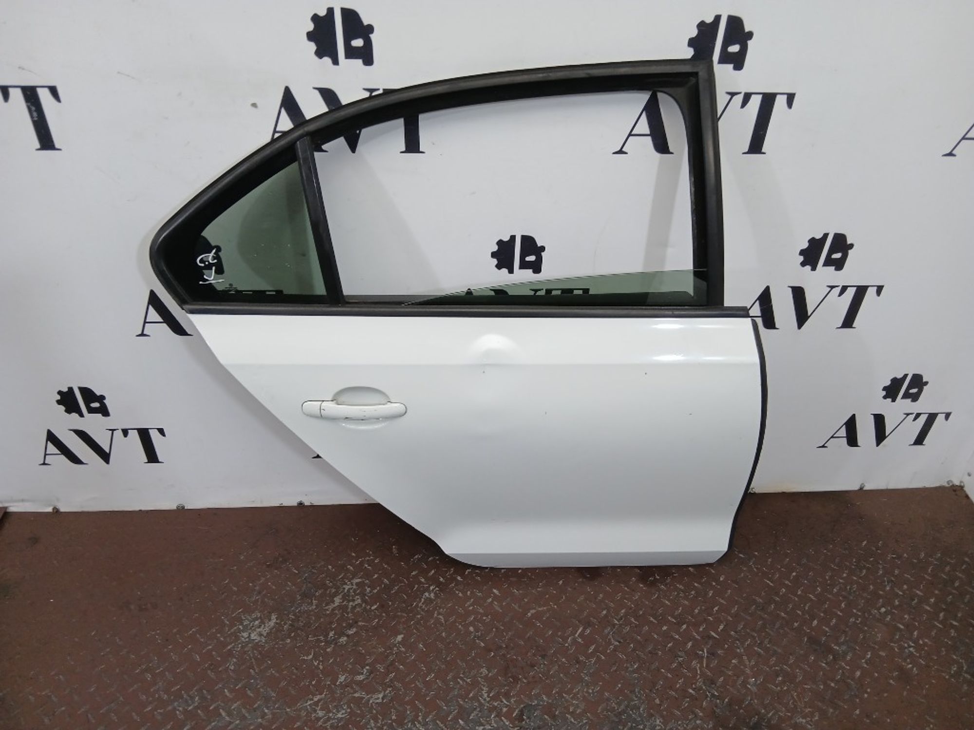 Дверь боковая задняя правая Volkswagen Jetta 6, 40000 рублей, Ростов-на-Дону