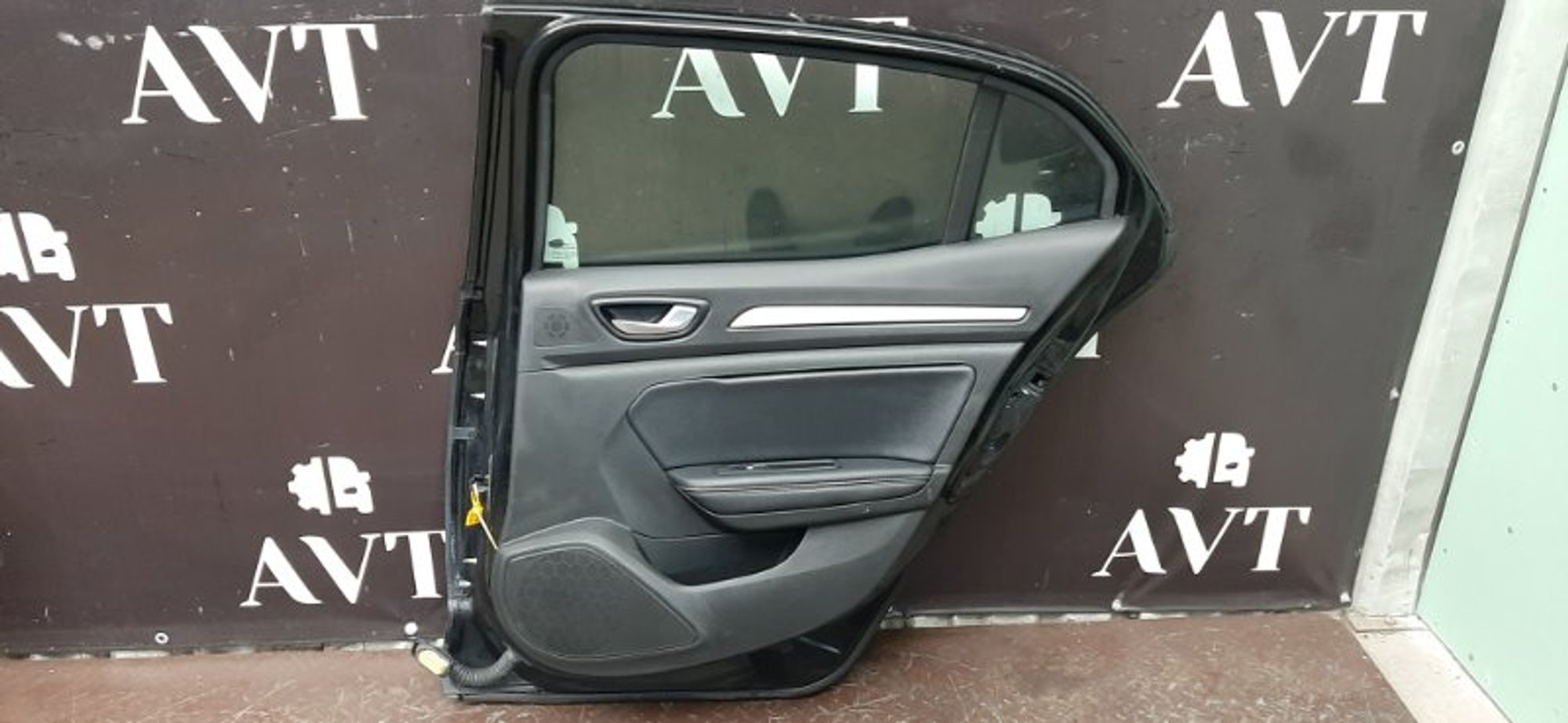 Дверь боковая задняя правая Renault Megane 4, 35000 рублей, Ростов-на-Дону