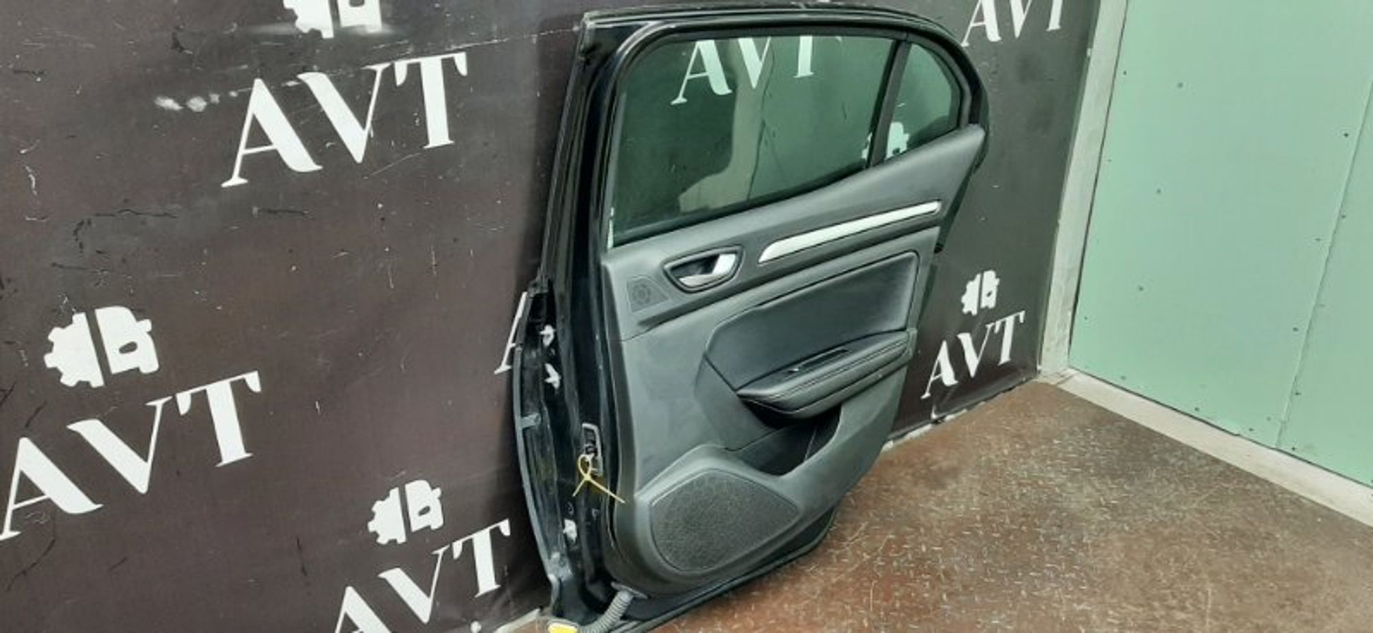 Дверь боковая задняя правая Renault Megane 4, 35000 рублей, Ростов-на-Дону