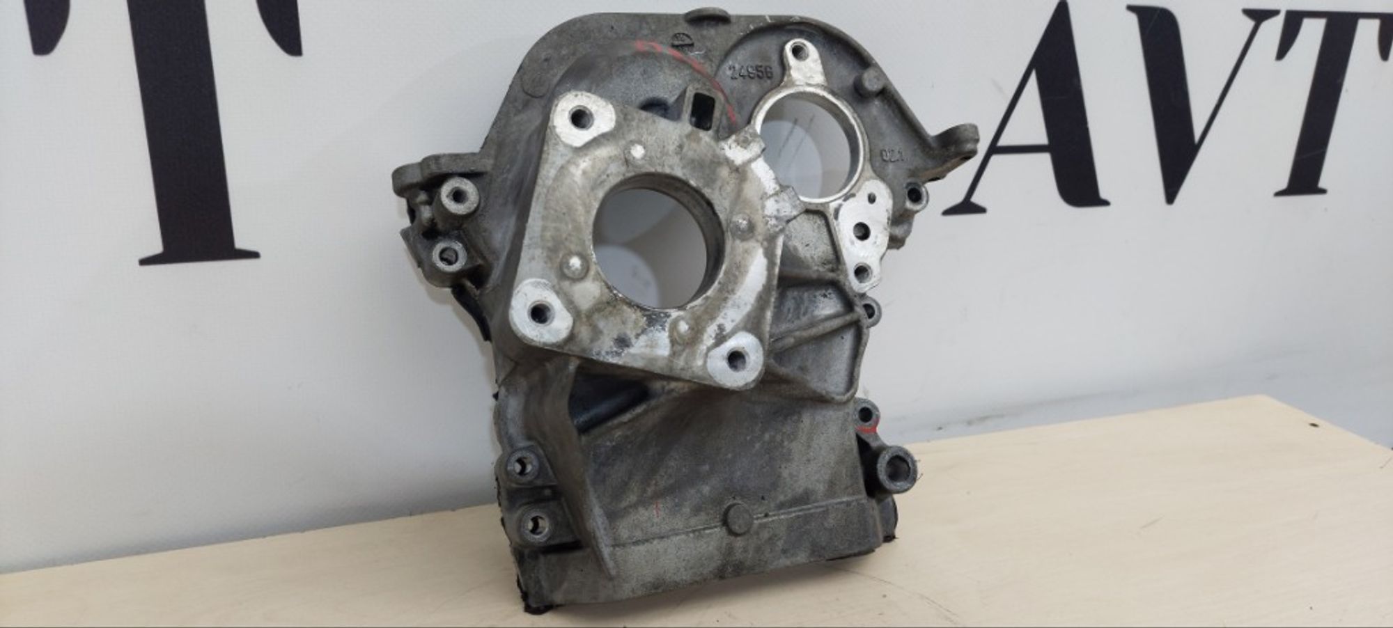 Крышка двигателя правая Jeep Grand Cherokee WK2, 5000 рублей, Ростов-на-Дону