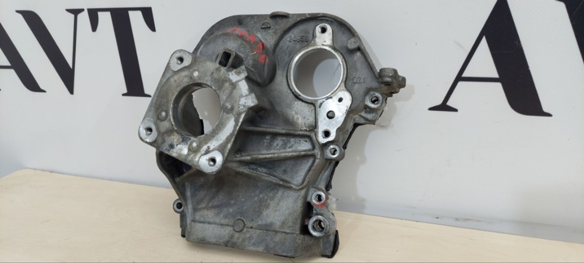 Крышка двигателя правая Jeep Grand Cherokee WK2, 5000 рублей, Ростов-на-Дону