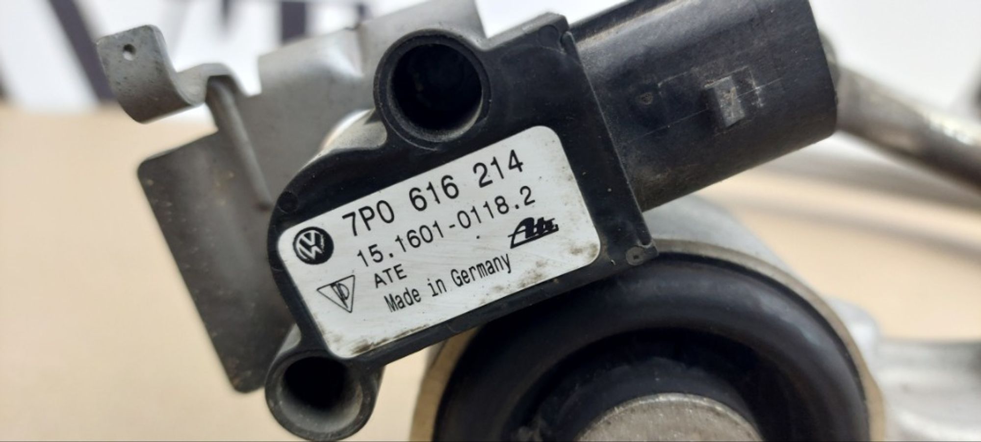 Рычаг подвески верхний передний правый Volkswagen, 7000 рублей, Ростов-на-Дону