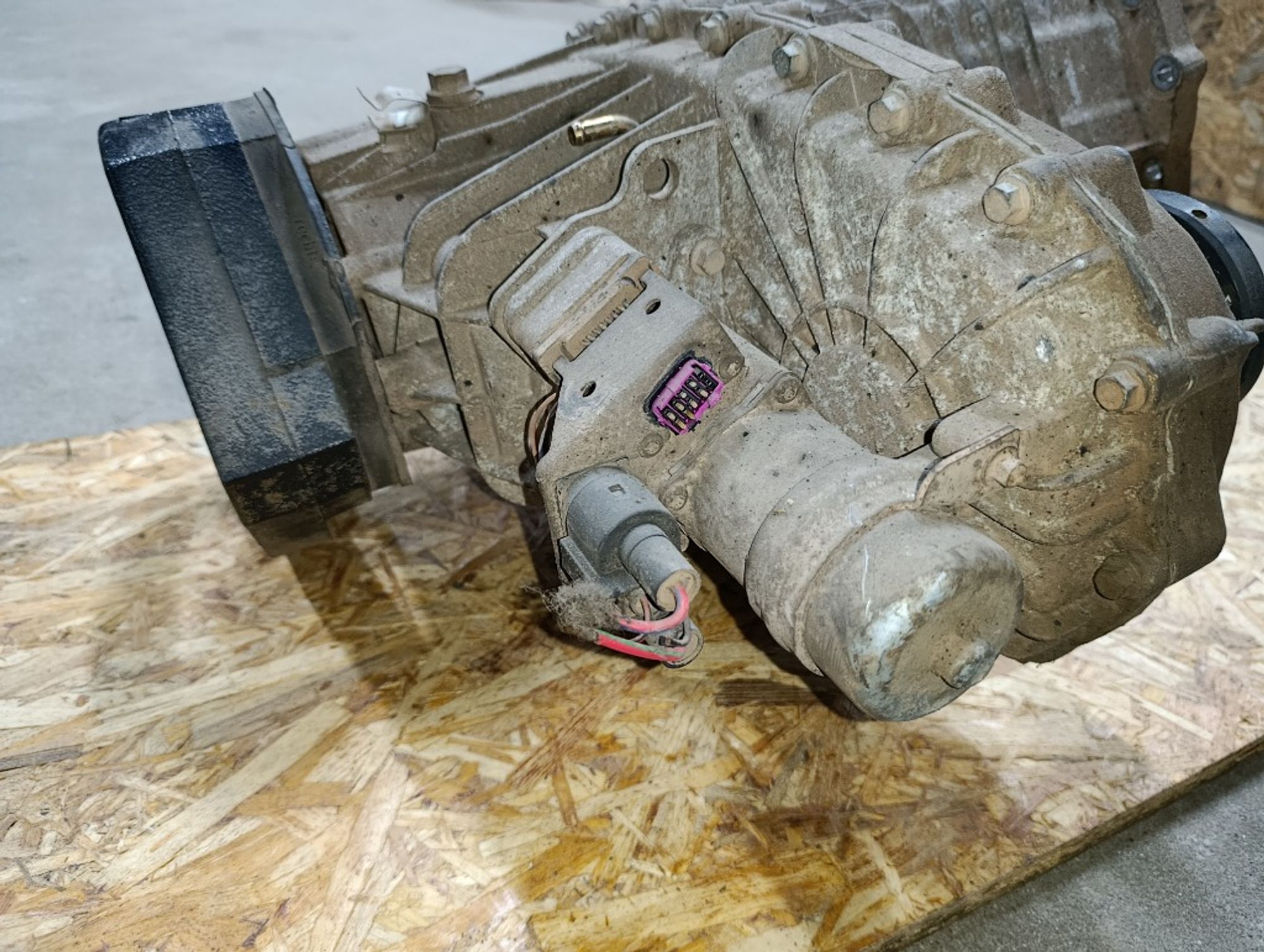 Раздаточная коробка Volkswagen Touareg BKS, 10000 рублей, Ростов-на-Дону