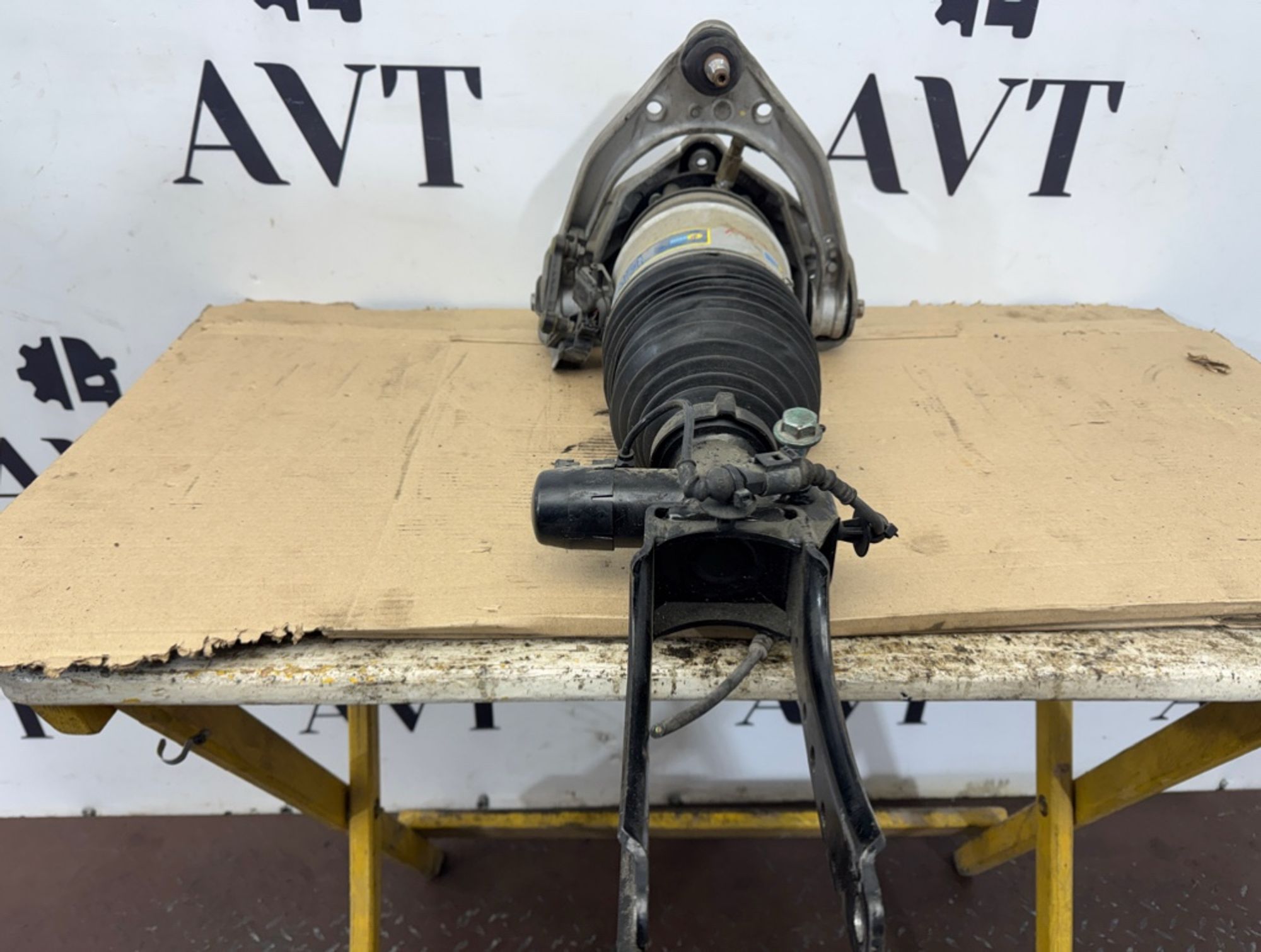 Пневмоамортизатор подвески передний Audi Q7, 10000 рублей, Ростов-на-Дону