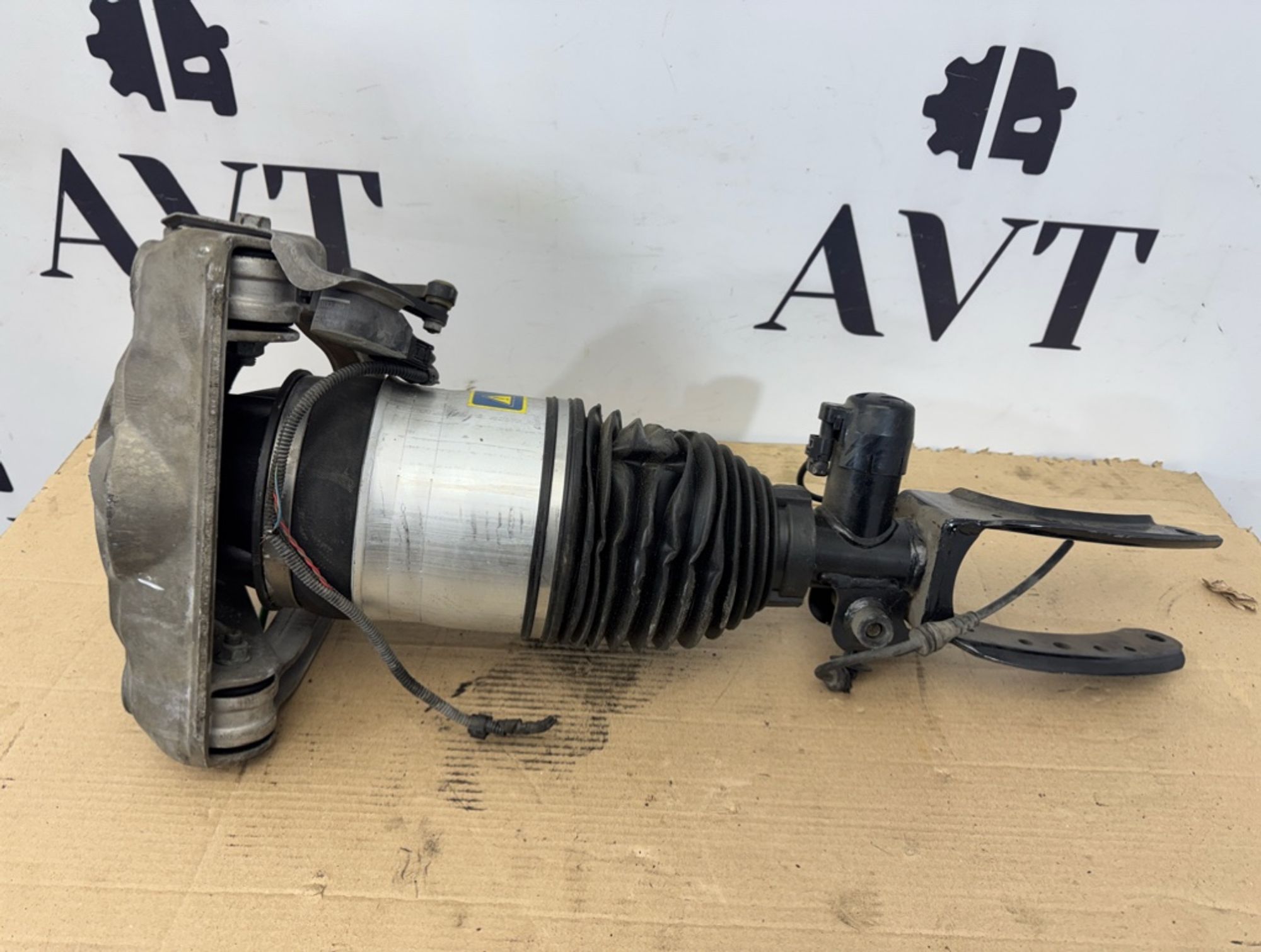 Пневмоамортизатор подвески передний Audi Q7, 10000 рублей, Ростов-на-Дону