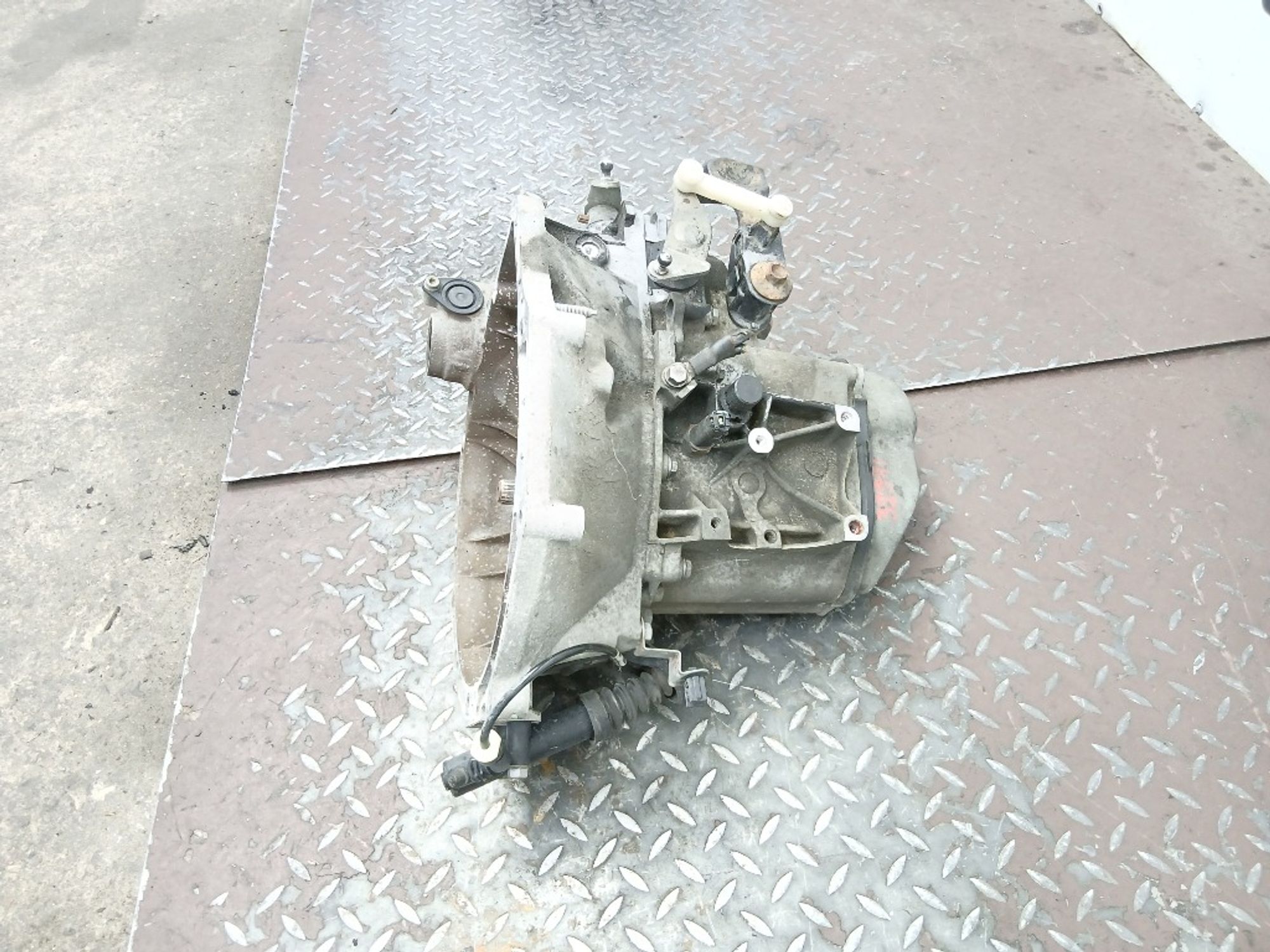 МКПП Peugeot 208 EB2 HMZ, 12000 рублей, Ростов-на-Дону