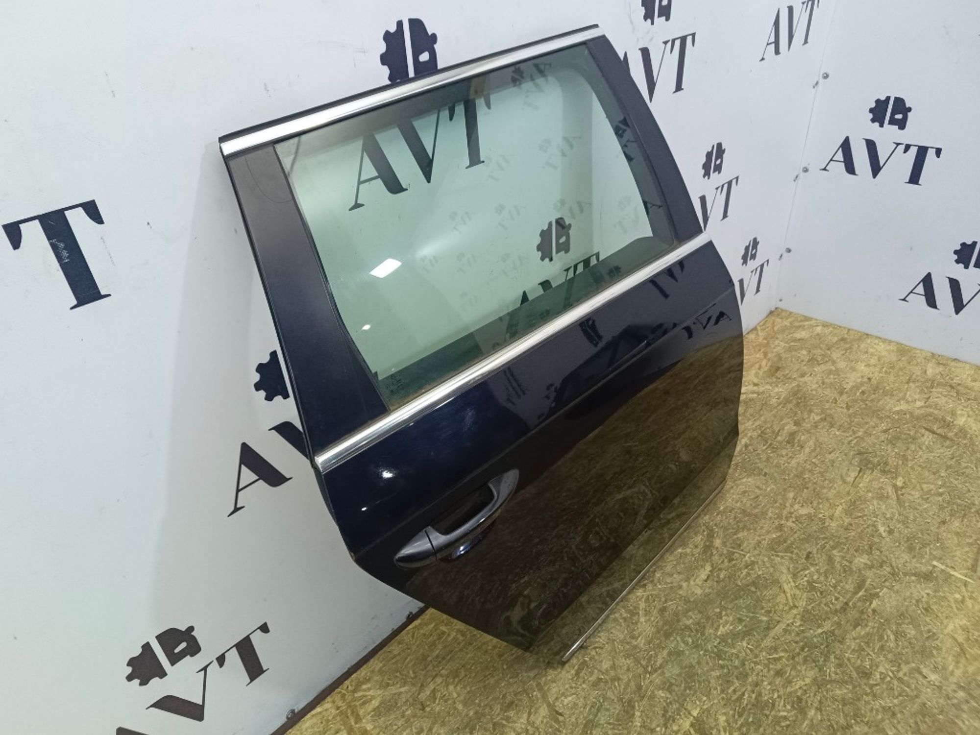 Дверь боковая задняя правая Volkswagen Passat B7, 12000 рублей, Ростов-на-Дону