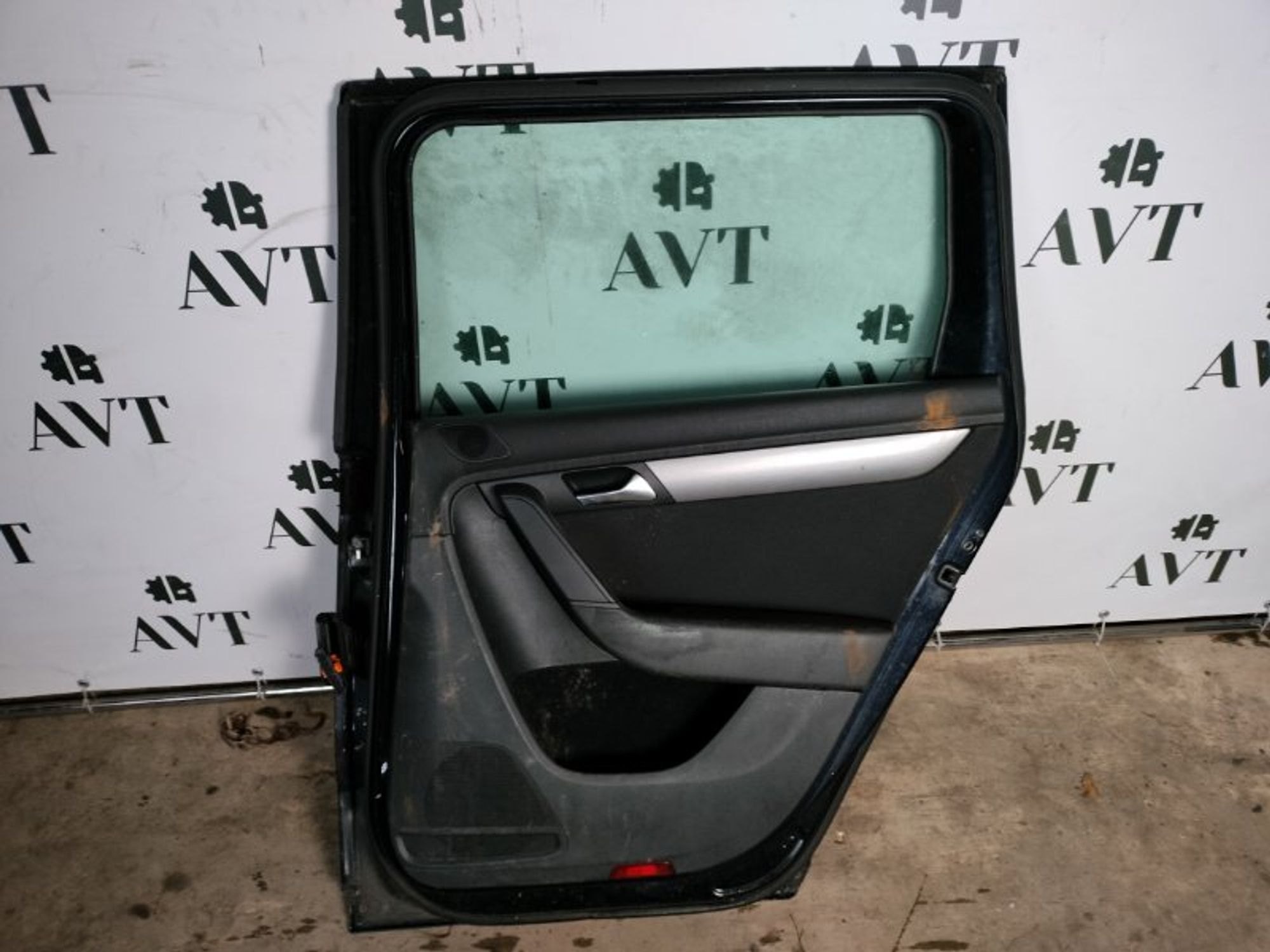 Дверь боковая задняя правая Volkswagen Passat B7, 12000 рублей, Ростов-на-Дону