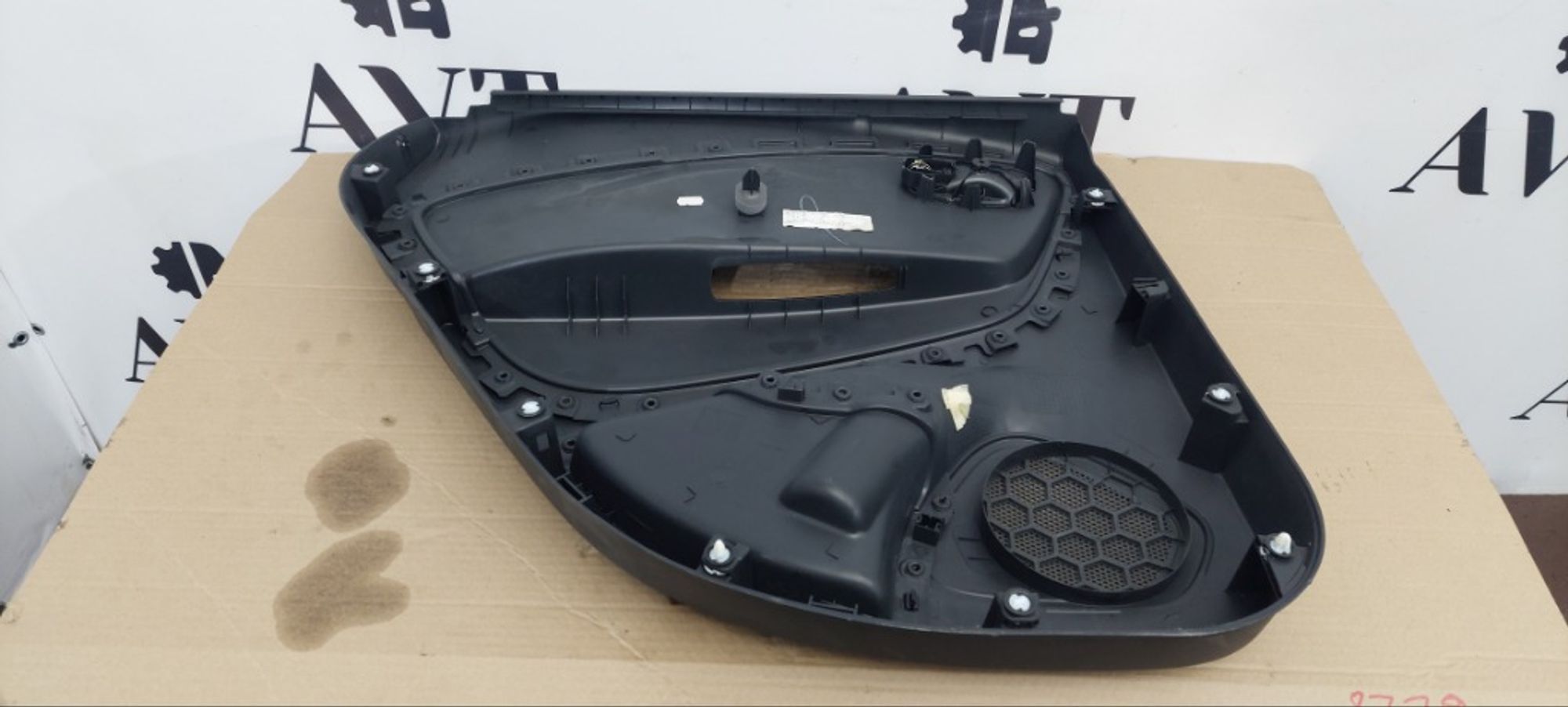 Обшивка боковой двери задняя правая Renault Kaptur, 2000 рублей, Ростов-на-Дону