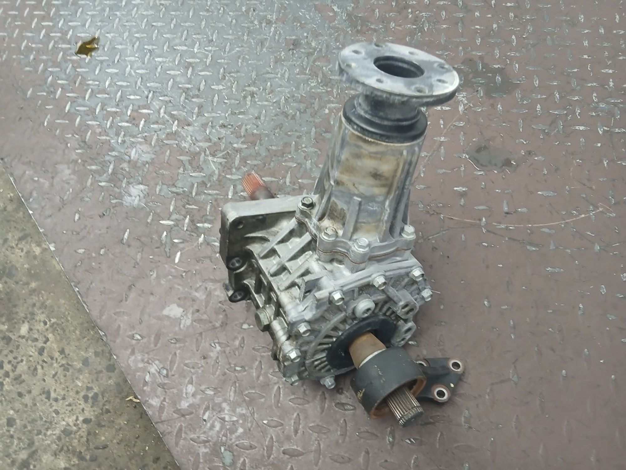 Раздаточная коробка Hyundai Santa Fe DM D4HB, 20000 рублей, Ростов-на-Дону