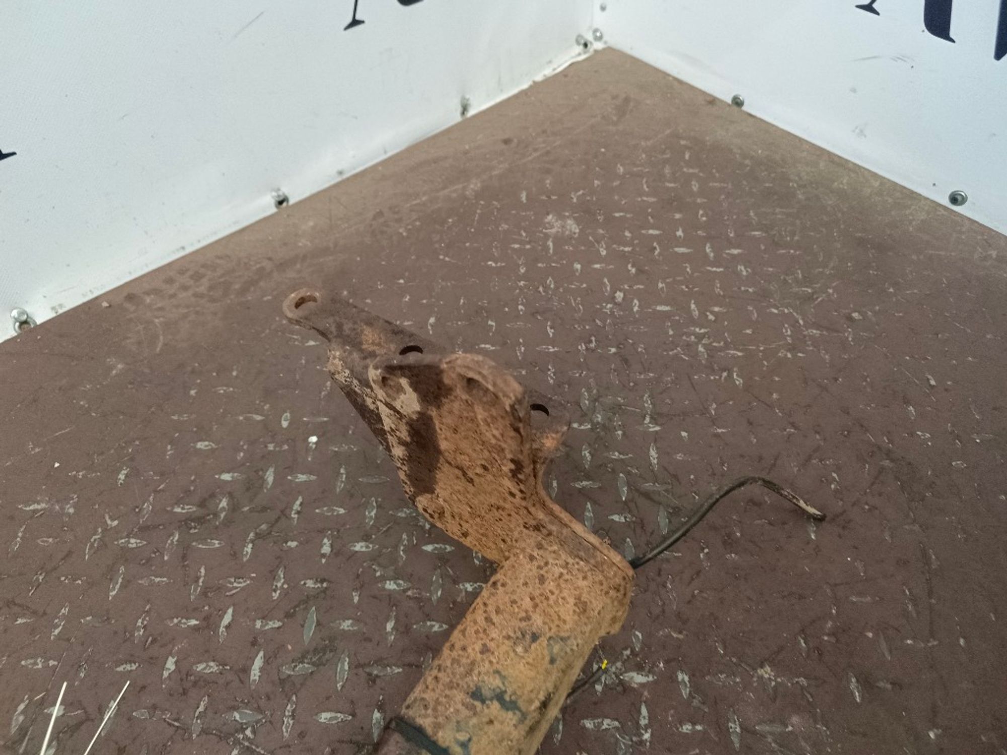 Фаркоп Nissan Navara YD25DDTI, 8000 рублей, Ростов-на-Дону