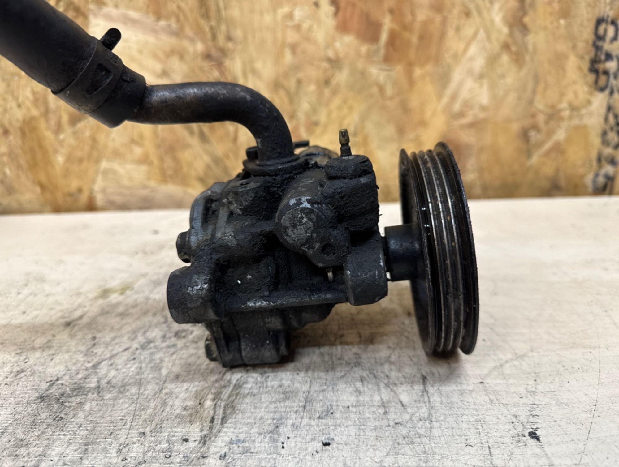 Насос гидроусилителя руля Mitsubishi L200 6G72, 4000 рублей, Ростов-на-Дону