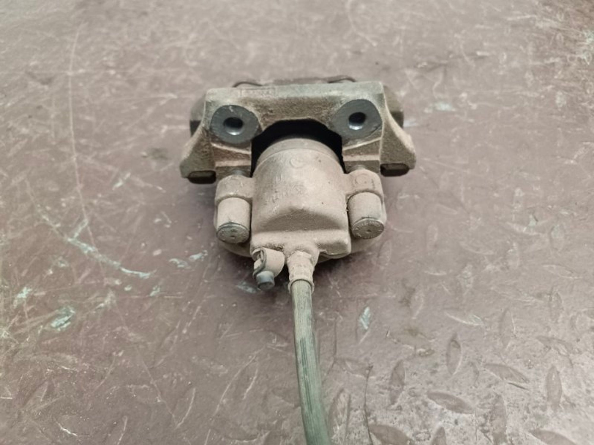 Суппорт тормозной задний левый BMW X5 E70 N57D30B, 5000 рублей, Ростов-на-Дону