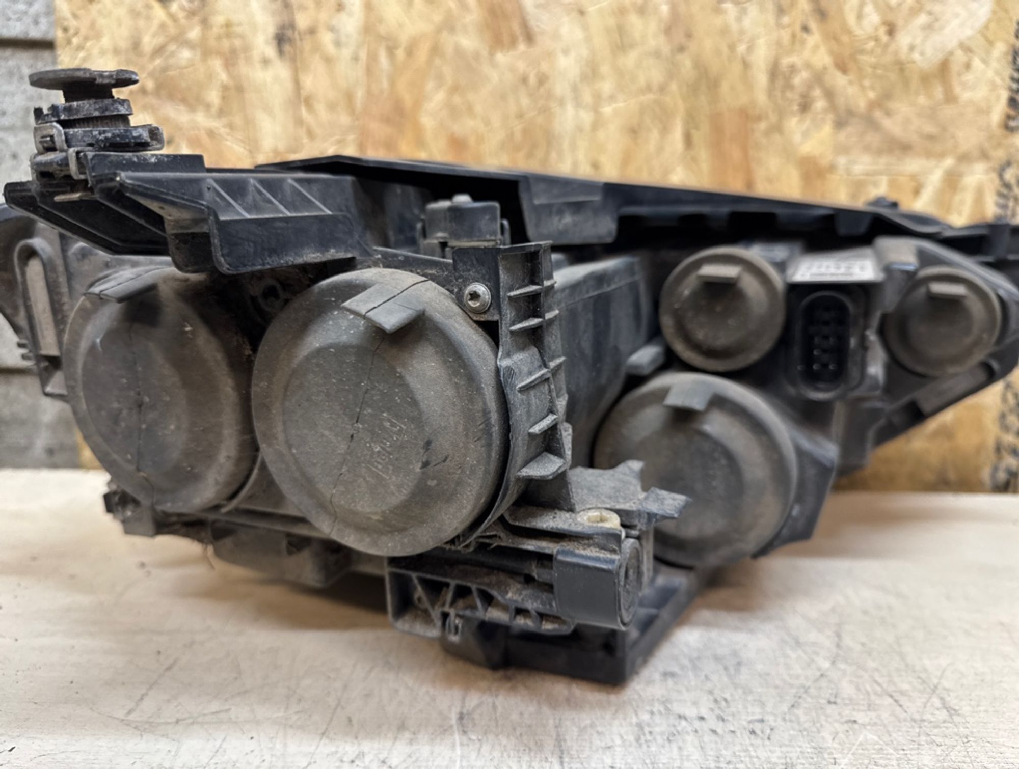 Фара ксеноновая левая Volkswagen Passat B8, 25000 рублей, Ростов-на-Дону