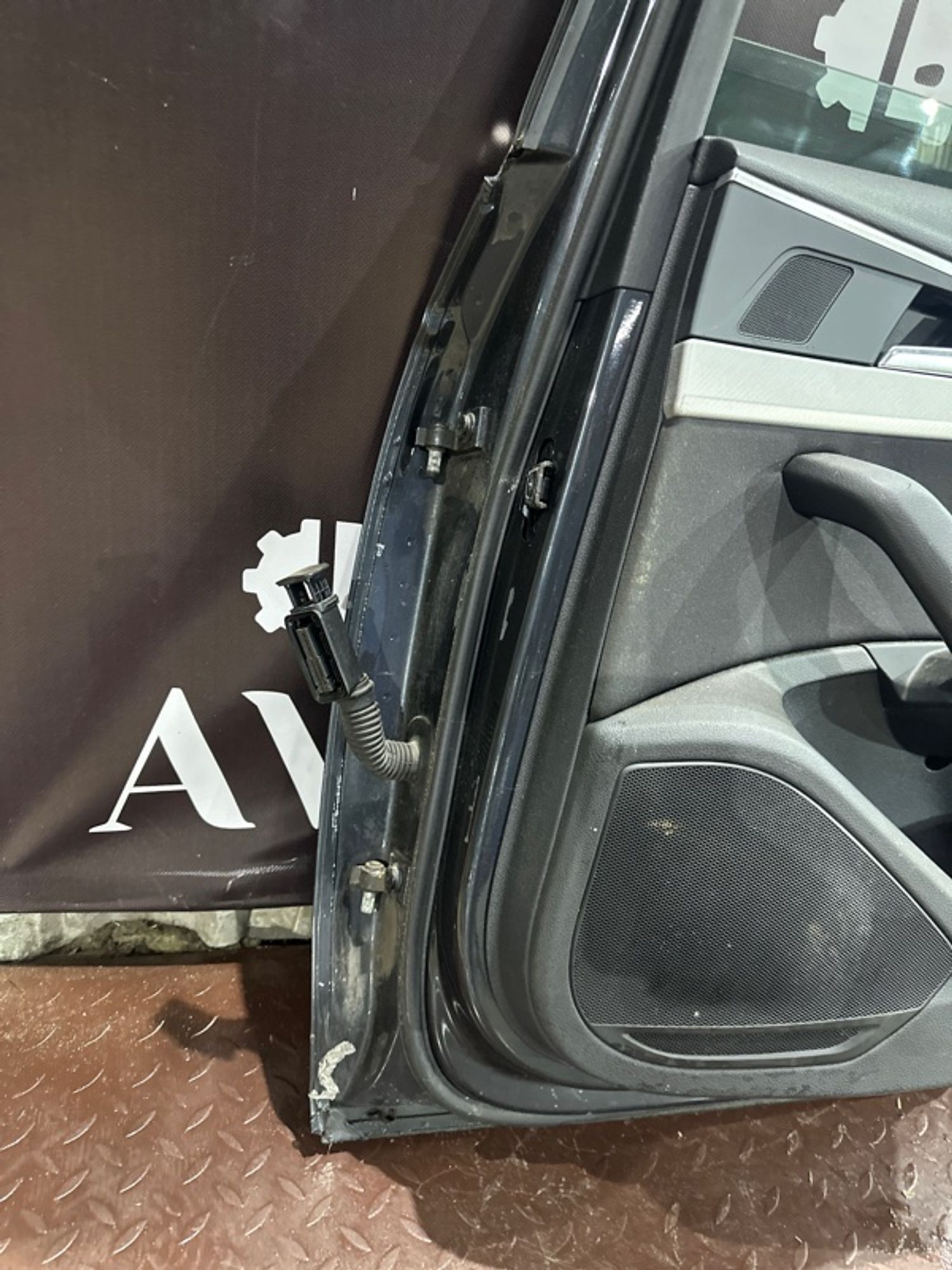 Дверь боковая задняя правая Audi A4 B9, 22000 рублей, Ростов-на-Дону