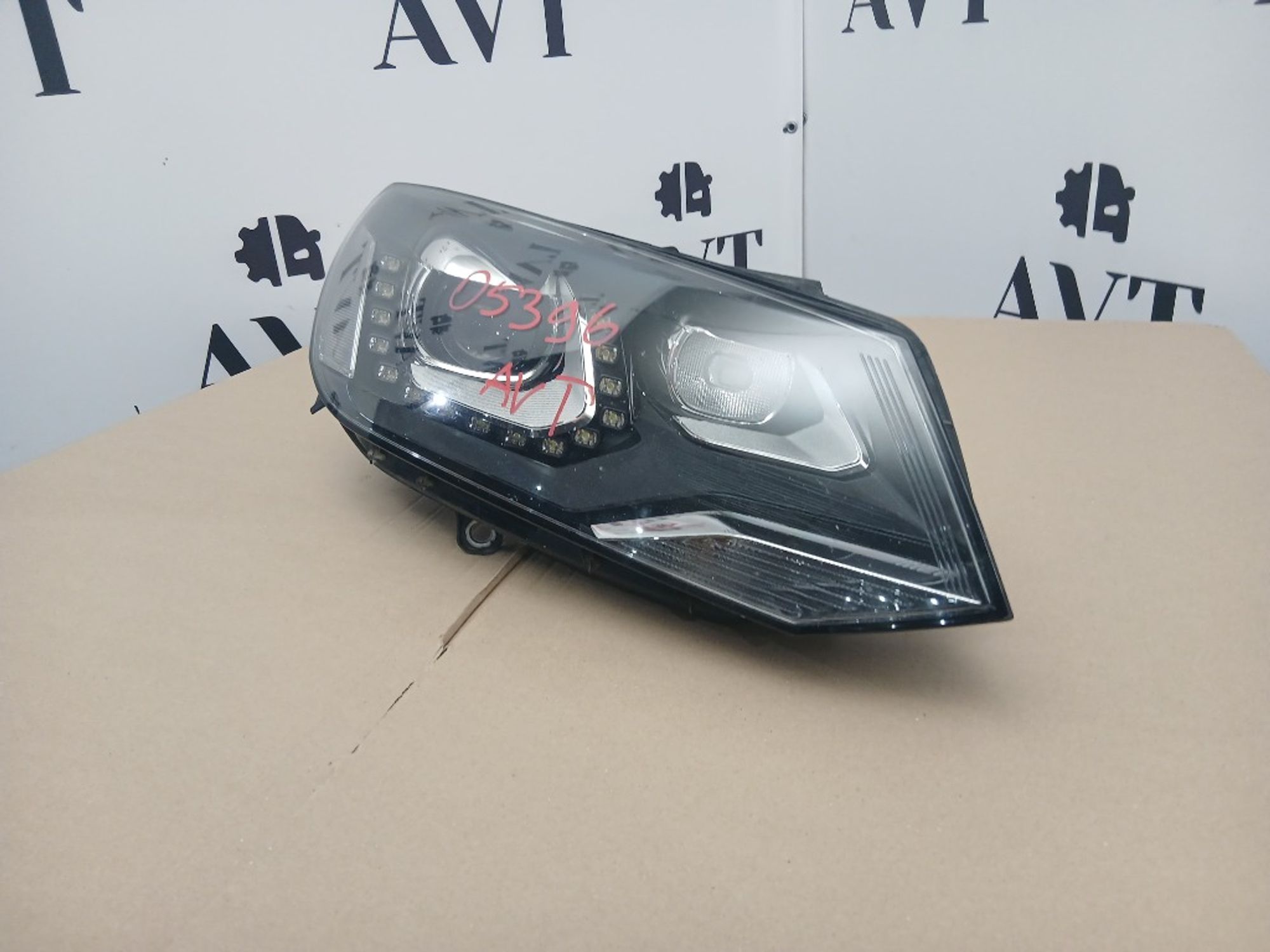 Фара ксеноновая передняя правая Volkswagen Touareg, 35000 рублей, Ростов-на-Дону