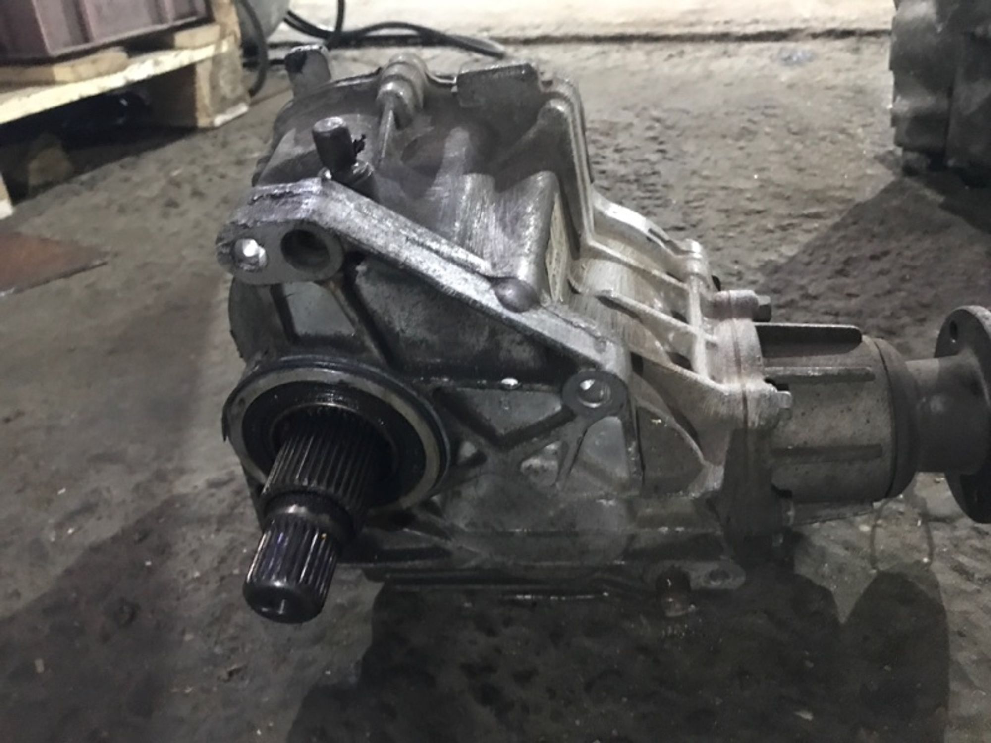 Раздаточная коробка KIA Sportage 2 G4GC, 14000 рублей, Ростов-на-Дону