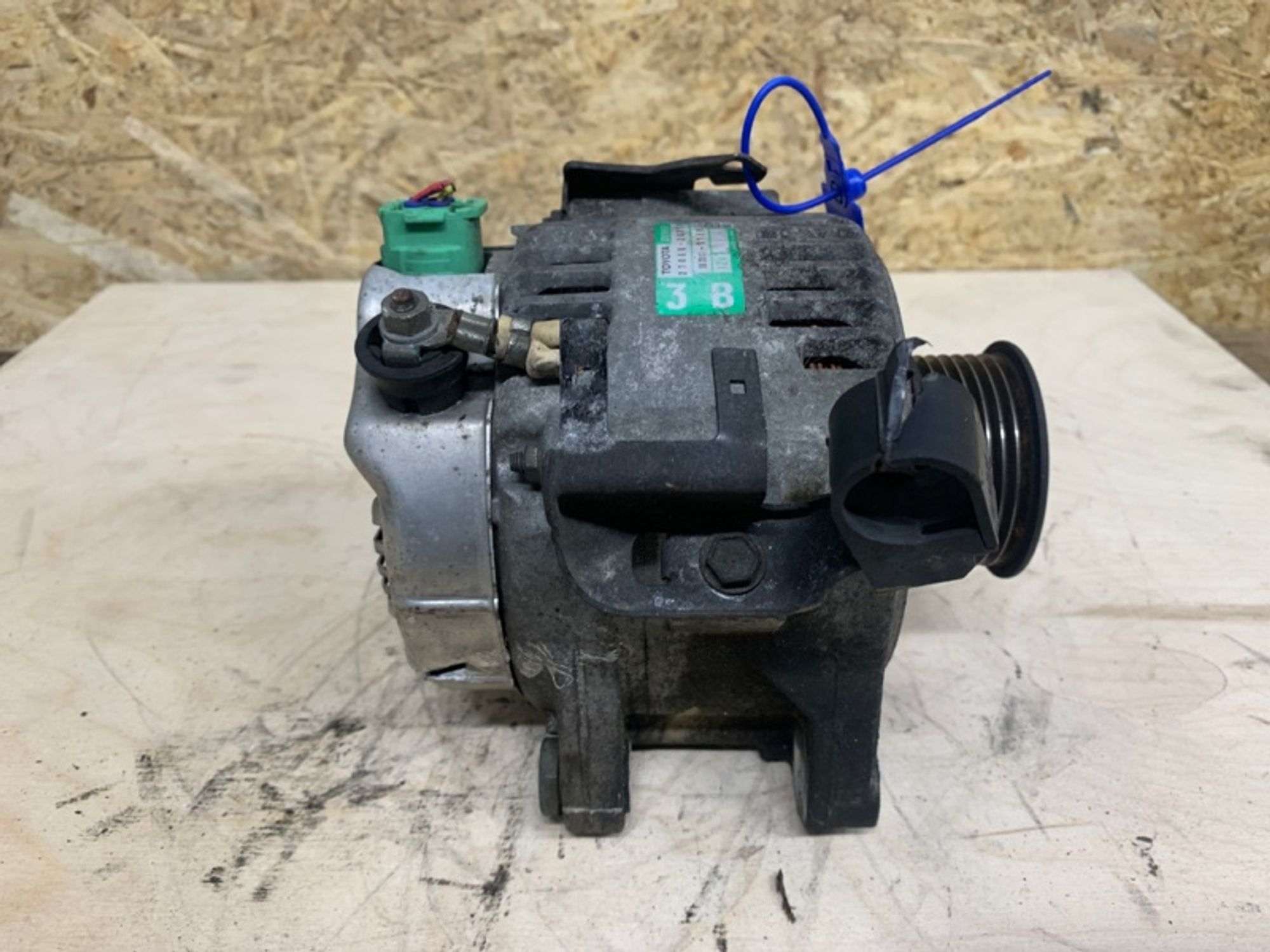 Генератор Toyota ESTIMA 2AZ-FE, 4000 рублей, Ростов-на-Дону