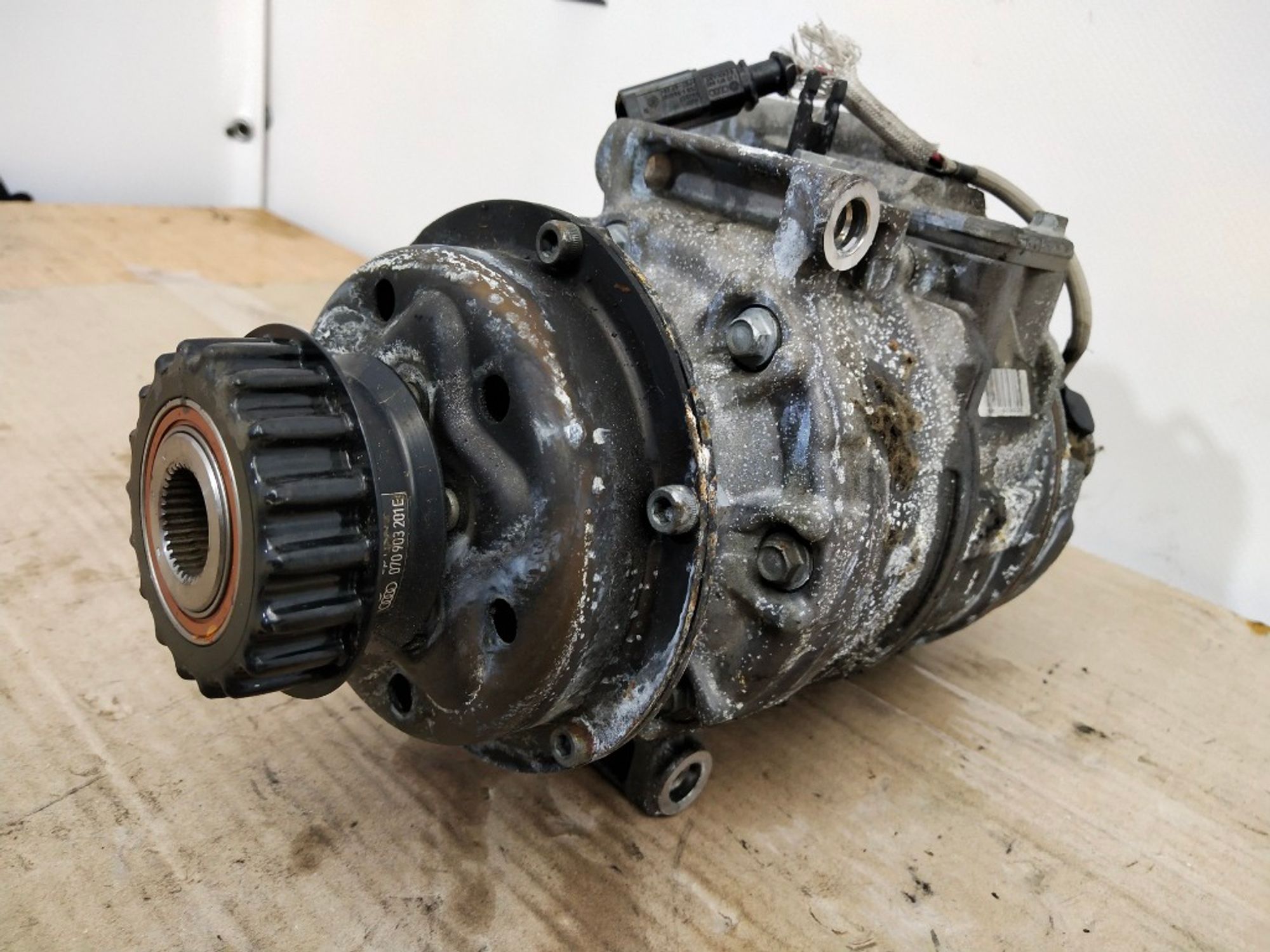 Компрессор кондиционера Volkswagen Touareg GP BPE, 15000 рублей, Ростов-на-Дону