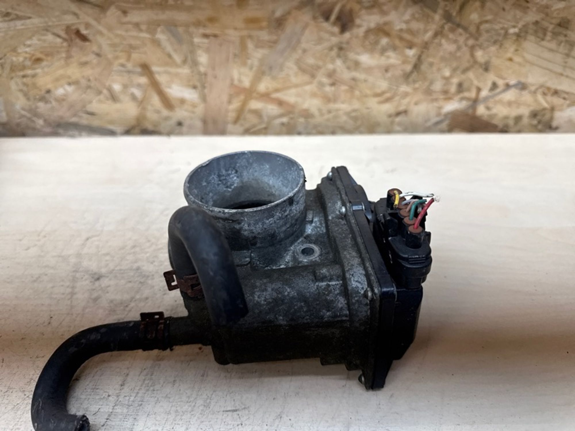 Дроссельная заслонка Toyota Auris 1ZR-FE, 1500 рублей, Ростов-на-Дону