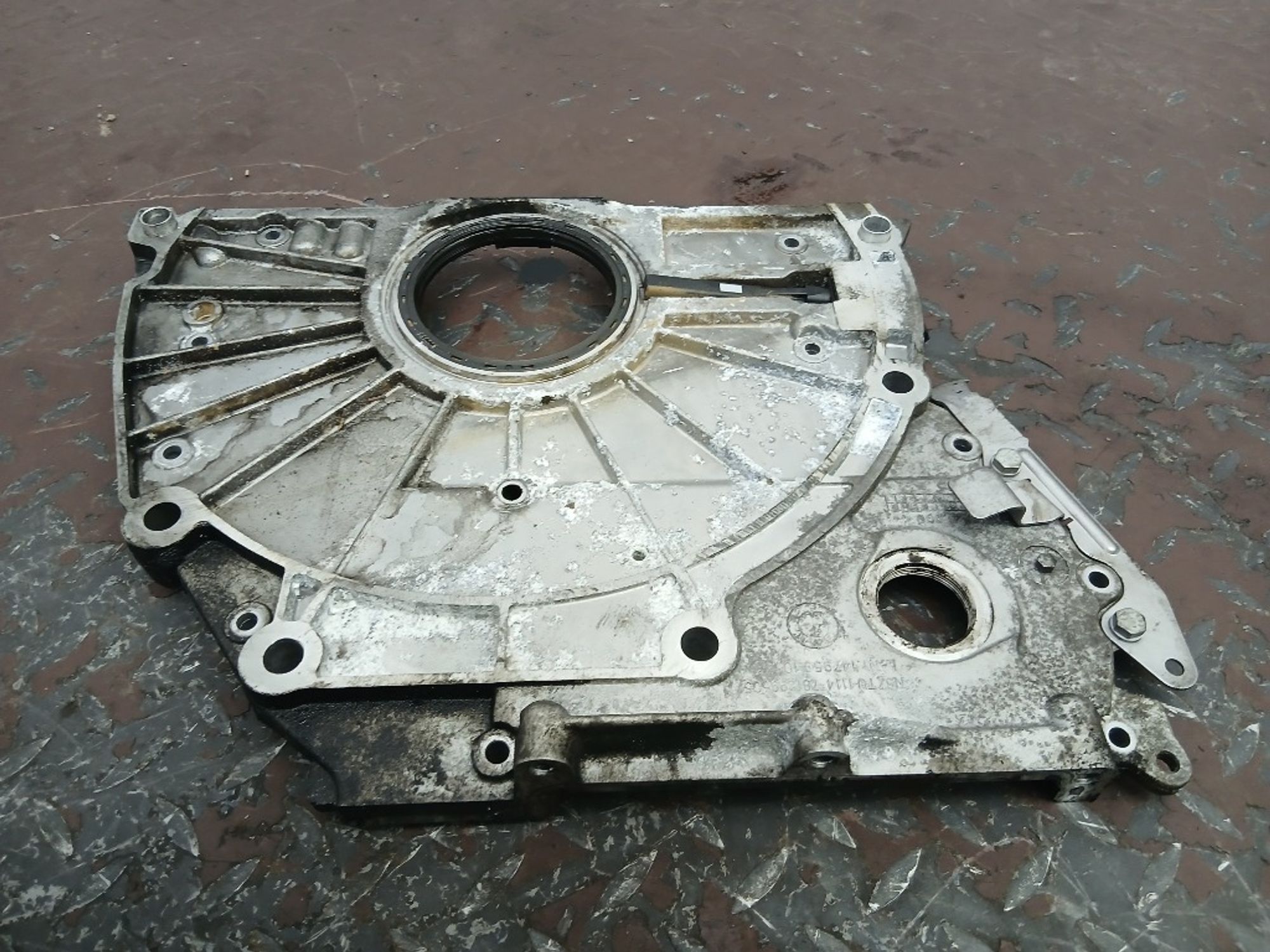 Крышка двигателя BMW X5 N57D30A, 3000 рублей, Ростов-на-Дону