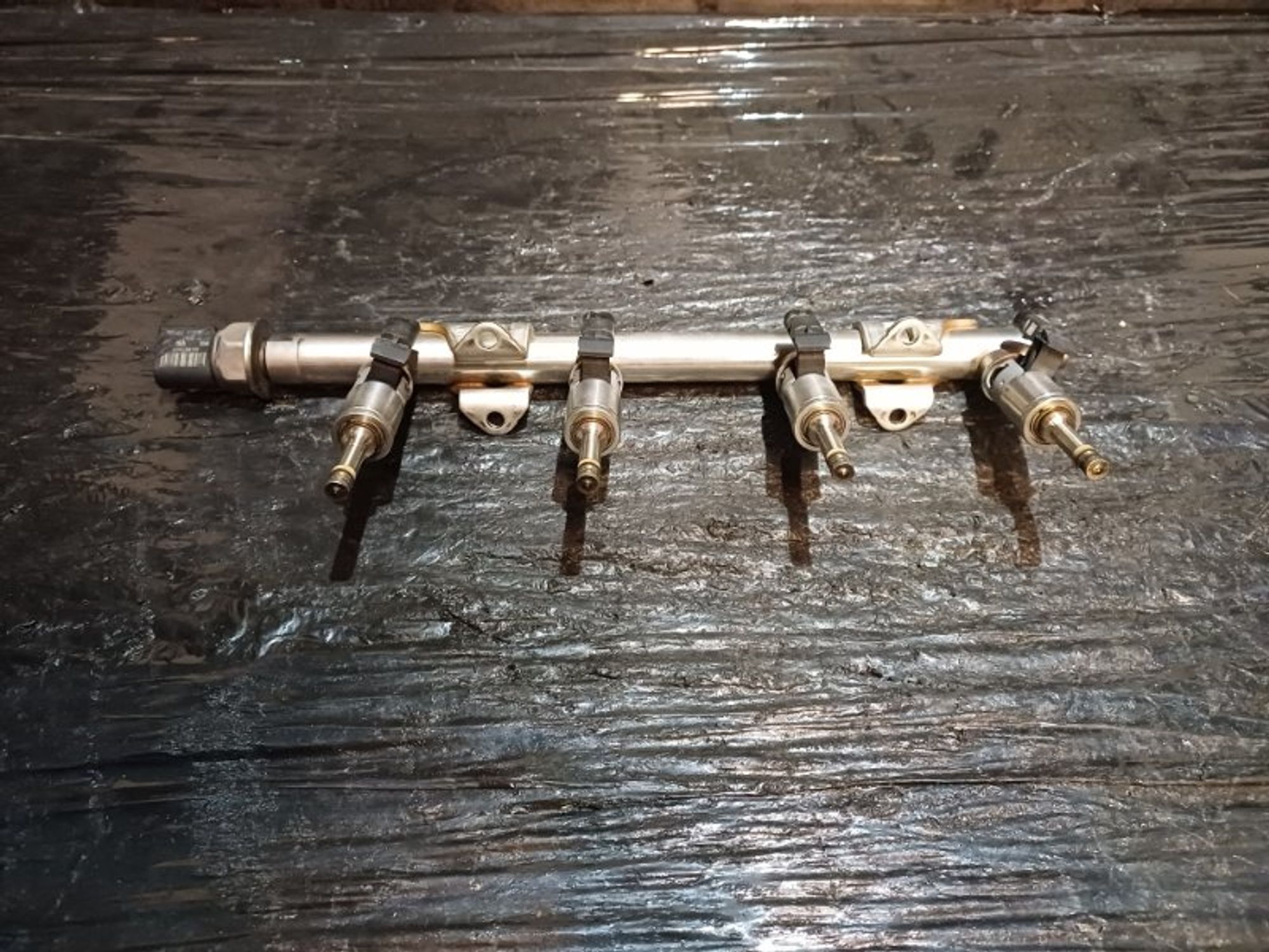 Топливная рейка Volkswagen Golf 7 CJZ, 7000 рублей, Ростов-на-Дону