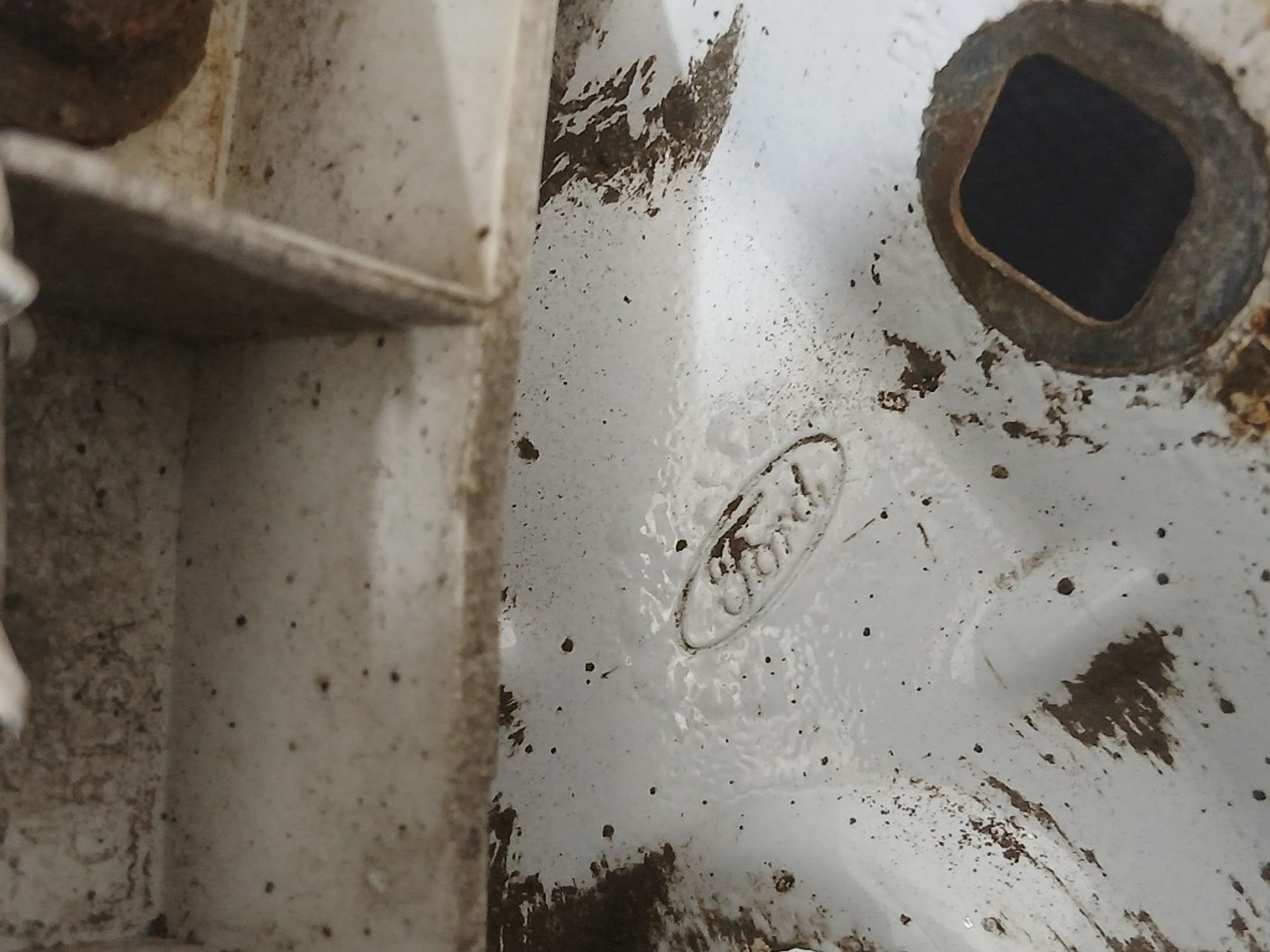 Крыло переднее правое Ford Focus 3, 5500 рублей, Ростов-на-Дону