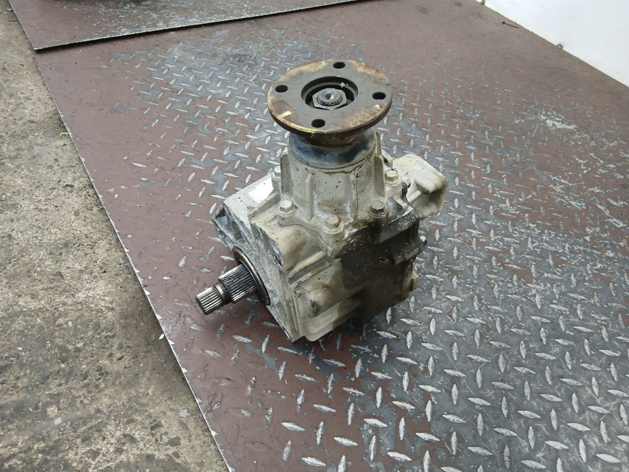 Раздаточная коробка KIA Sportage G4GC, 15000 рублей, Ростов-на-Дону