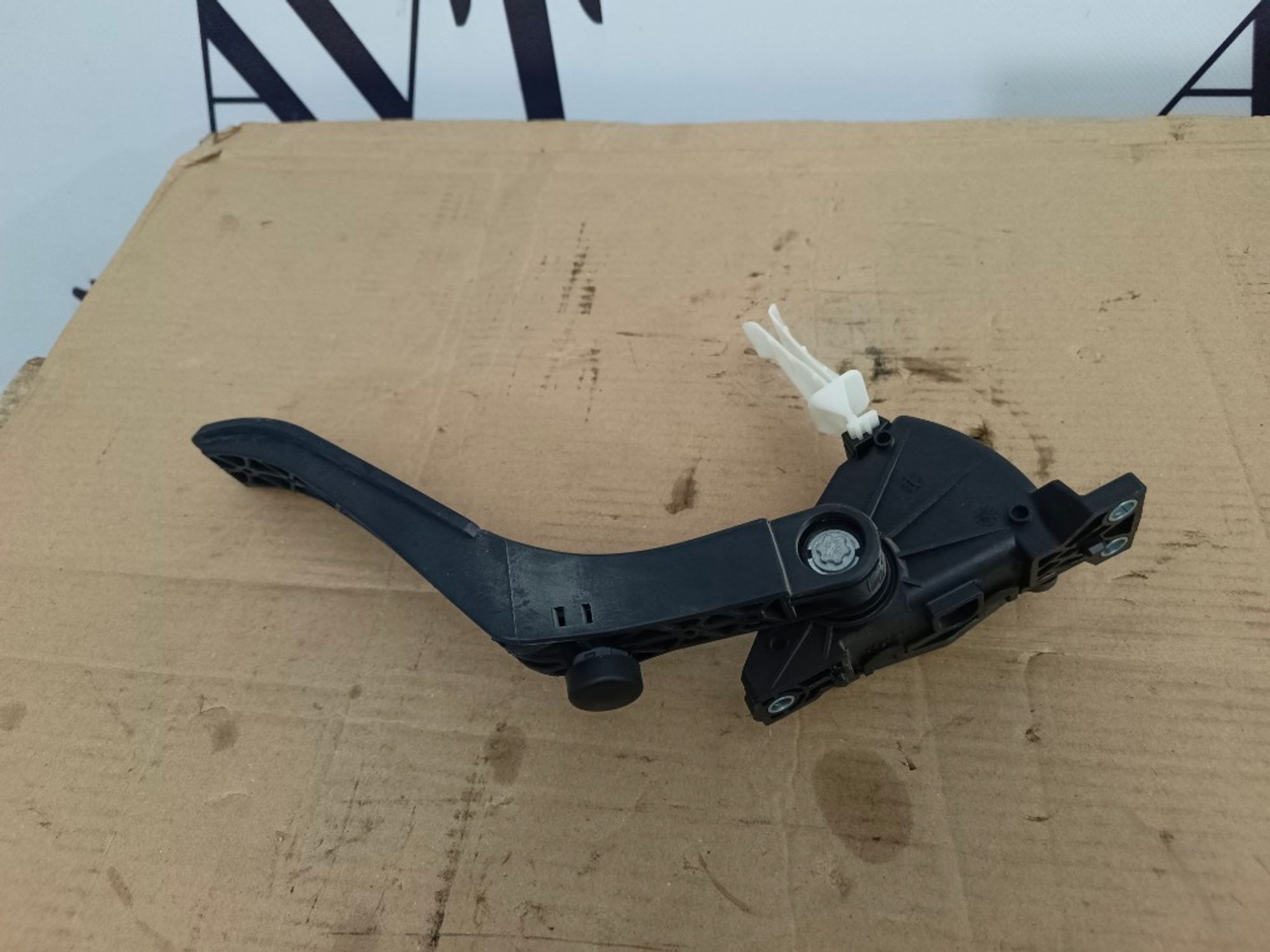 Педаль газа Volkswagen Touareg FL CRCA CRC, 1000 рублей, Ростов-на-Дону