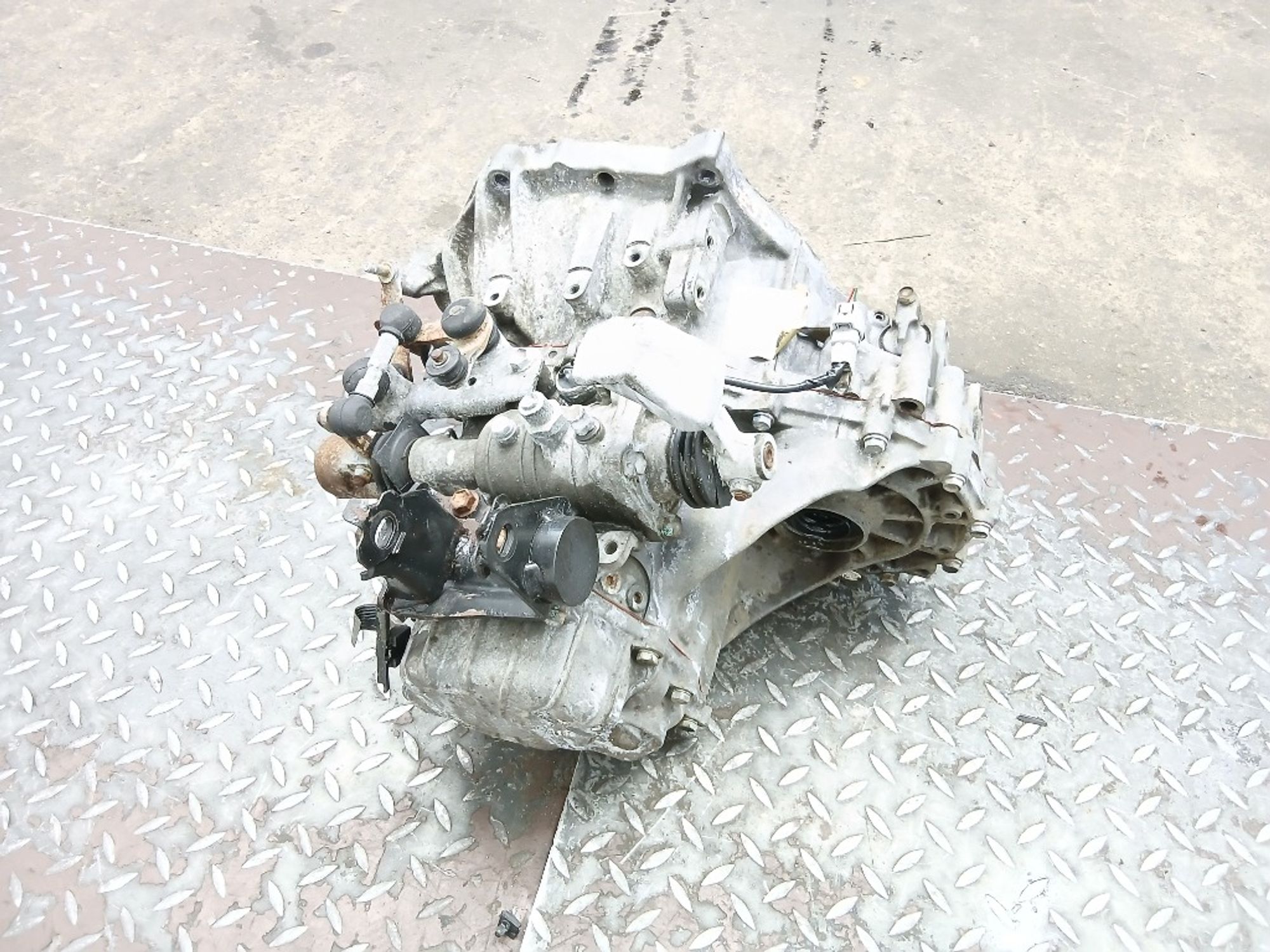 МКПП Toyota Auris 1ZR-FE, 30000 рублей, Ростов-на-Дону
