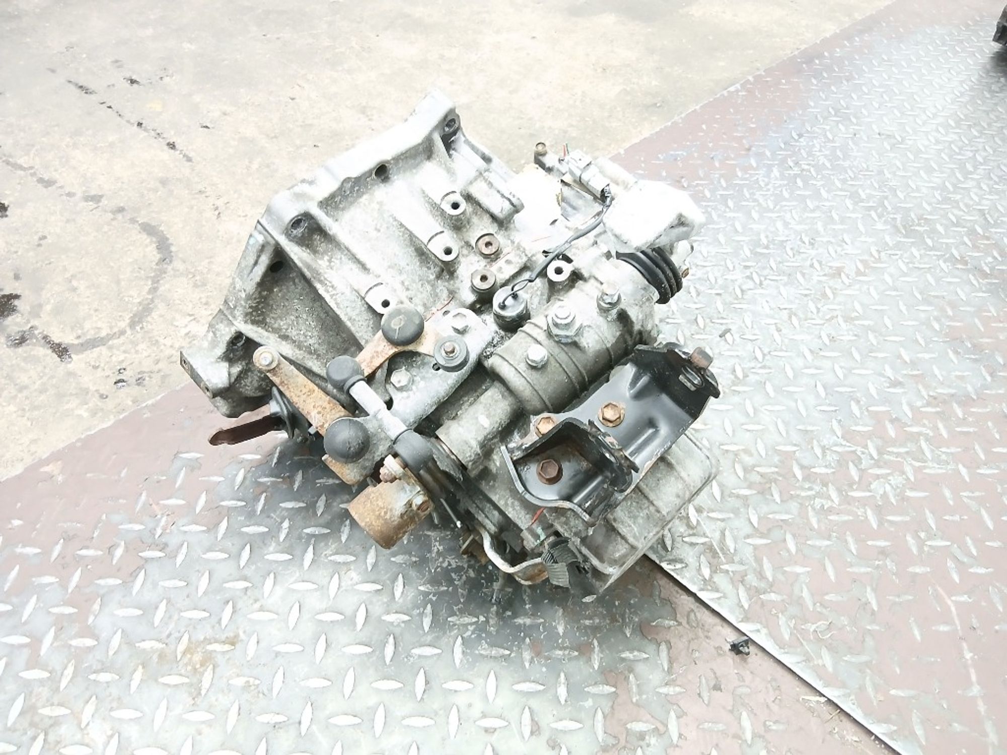 МКПП Toyota Auris 1ZR-FE, 30000 рублей, Ростов-на-Дону